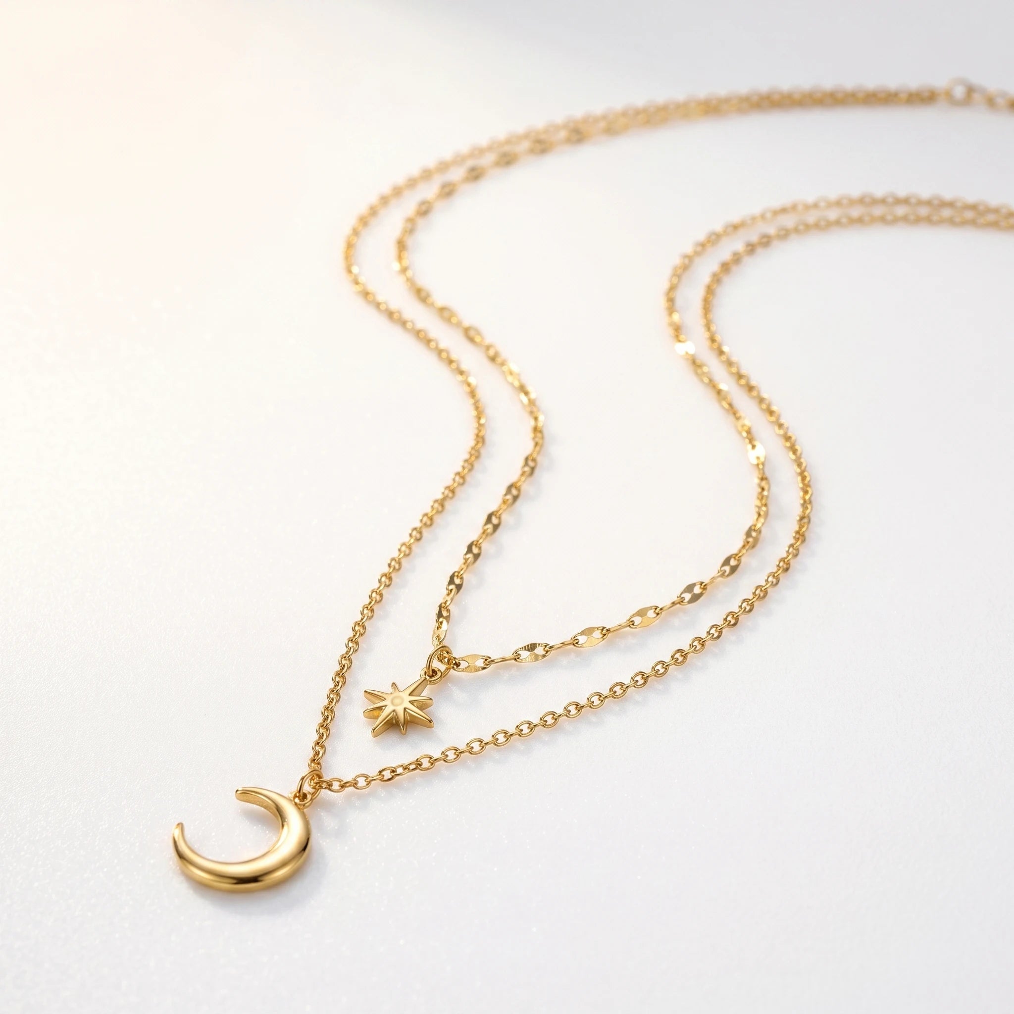 QIAOREN 11408 Tarnish Resistant Waterproof 18K Gold Plated Stainless Steel 2 Tier Star Moon Pendant Necklace