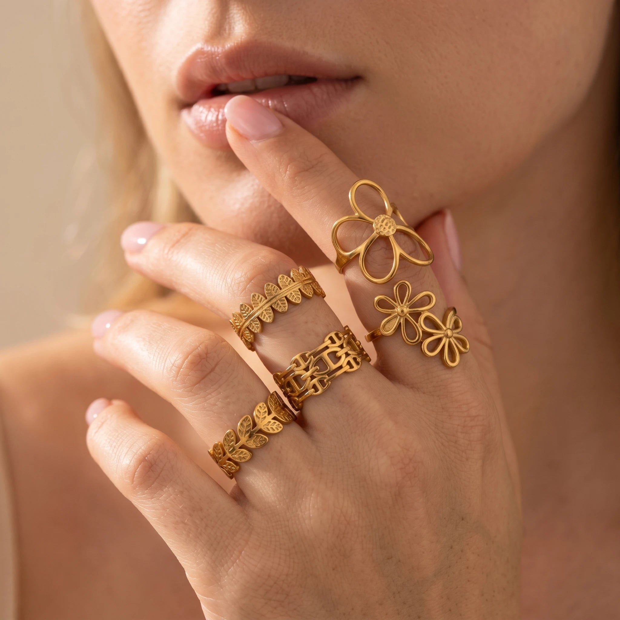 QIAOREN Stainless Steel PVD Gold Adjustable Open Rings Mixed Flower Leaf Geometric Hollow Stack Finger Jewelry For Women