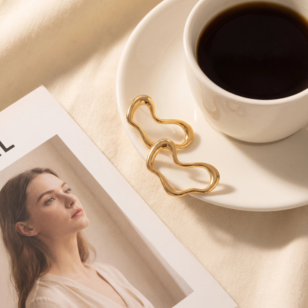 QIAOREN 14549 Irregular Wavy Open Hoop Earrings, Abstract Organic Curved Hollow Gold Plated Geometric Stud Earrings