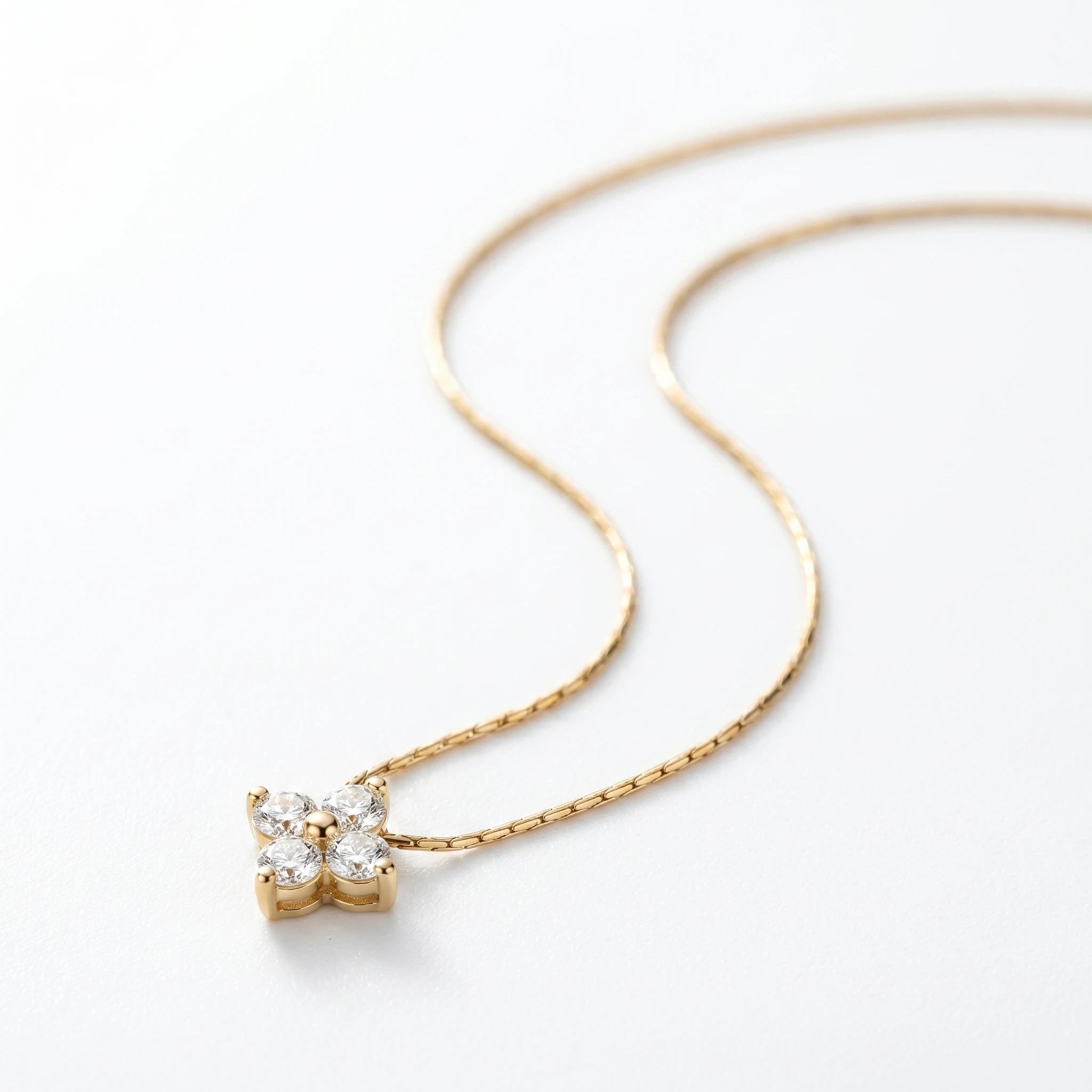 QIAOREN 13167 Gold Plated CZ Flower Pendant Necklace Stainless Steel Dainty Floral Necklace Everyday Jewelry for Women