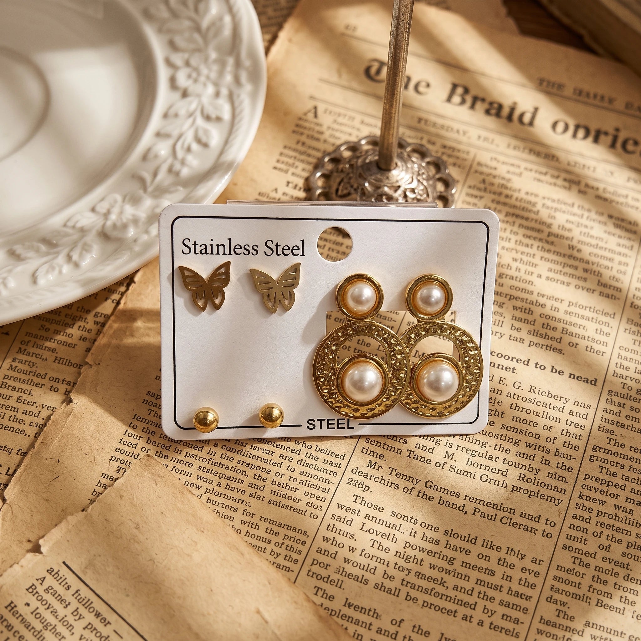 QIAOREN 14482 3 Pair Gold Stainless Steel Earrings Set, Leopard Textured Double Circle Pearl, Butterfly & Ball Stud Earrings