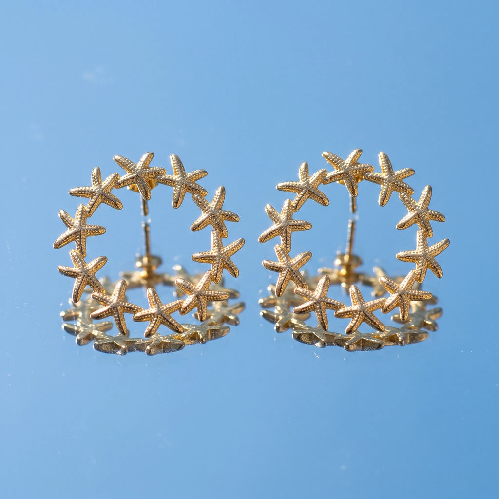 QIAOREN 14063 Starfish Wreath Circle Stud Earrings, Hollow Round Starfish Ring Ear Stud Jewelry Gift for Daily Fashion Outfits