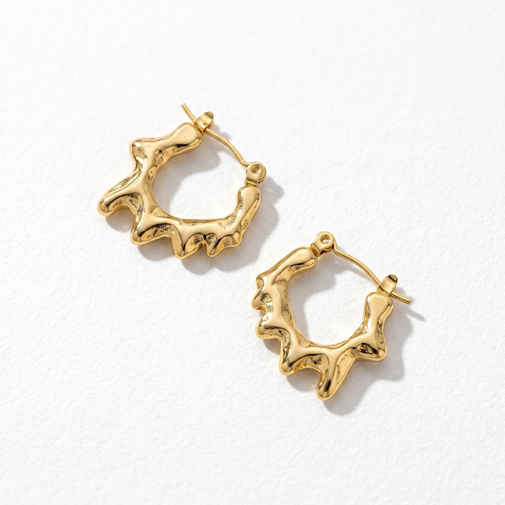 QIAOREN 13260 18K Gold PVD Plated Stainless Steel Hollow Four Pointed Wave Earrings Smooth Polished Wave