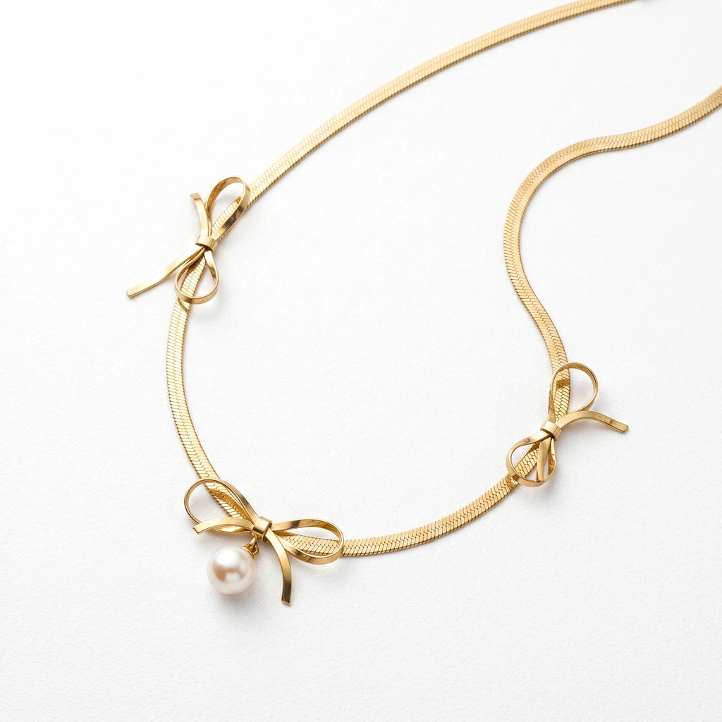 QIAOREN 13752 Flat Herringbone Snake Choker Necklace with Three Metal Bow Charms Hanging Single White Pearl