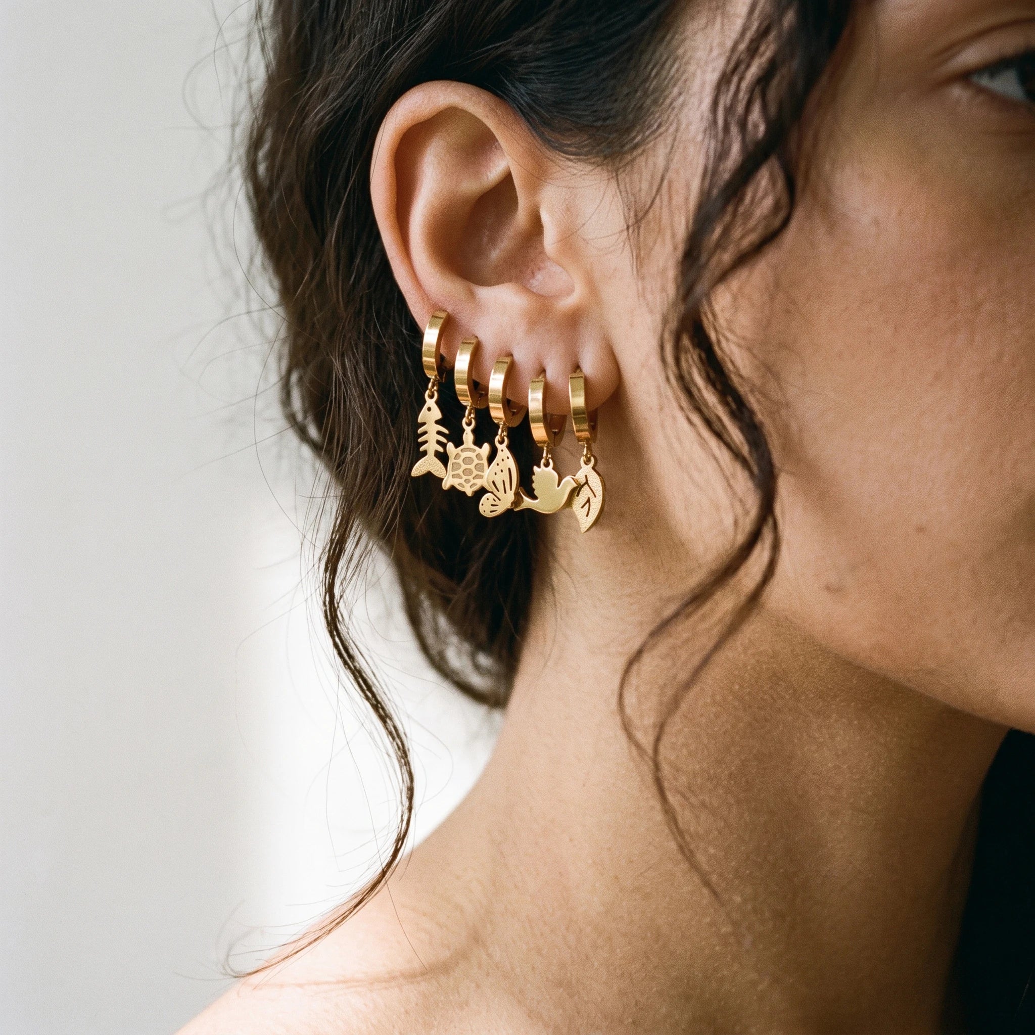 QIAOREN 14481 6 Pair Gold Stainless Steel Huggie Hoop Earrings Set, Fish Bone, Turtle, Butterfly, Bird, Leaf & Flower Earrings