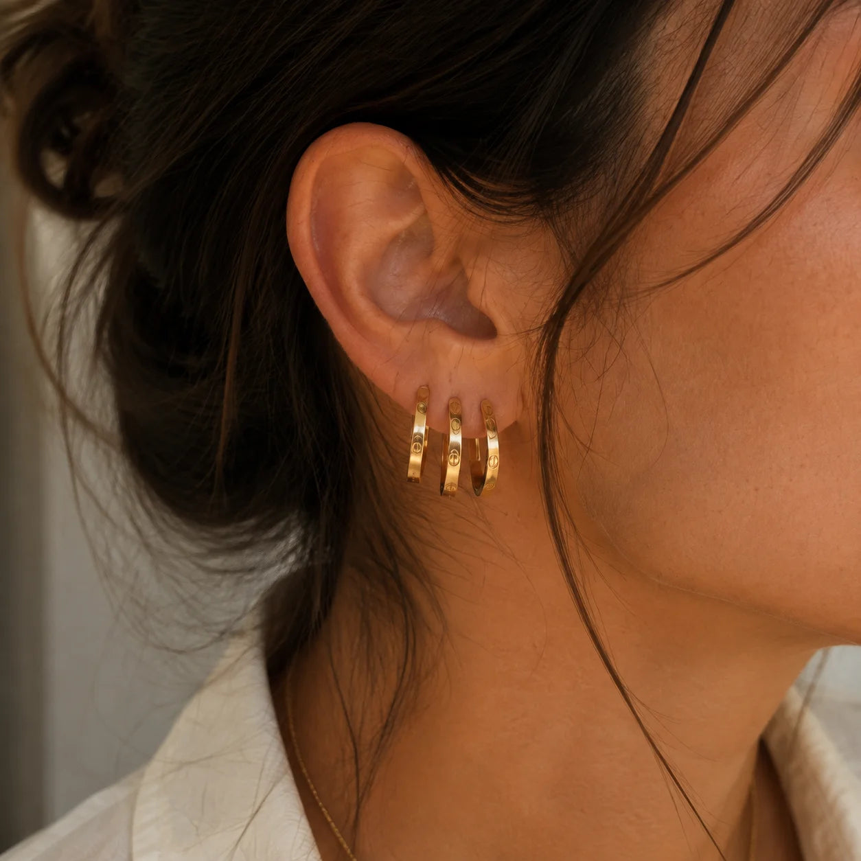 QIAOREN 14595 3 Pairs Decor C Shape Hoop Stud Earring Set, Graduated Size Brushed Hypoallergenic Daily Jewelry Gift Set
