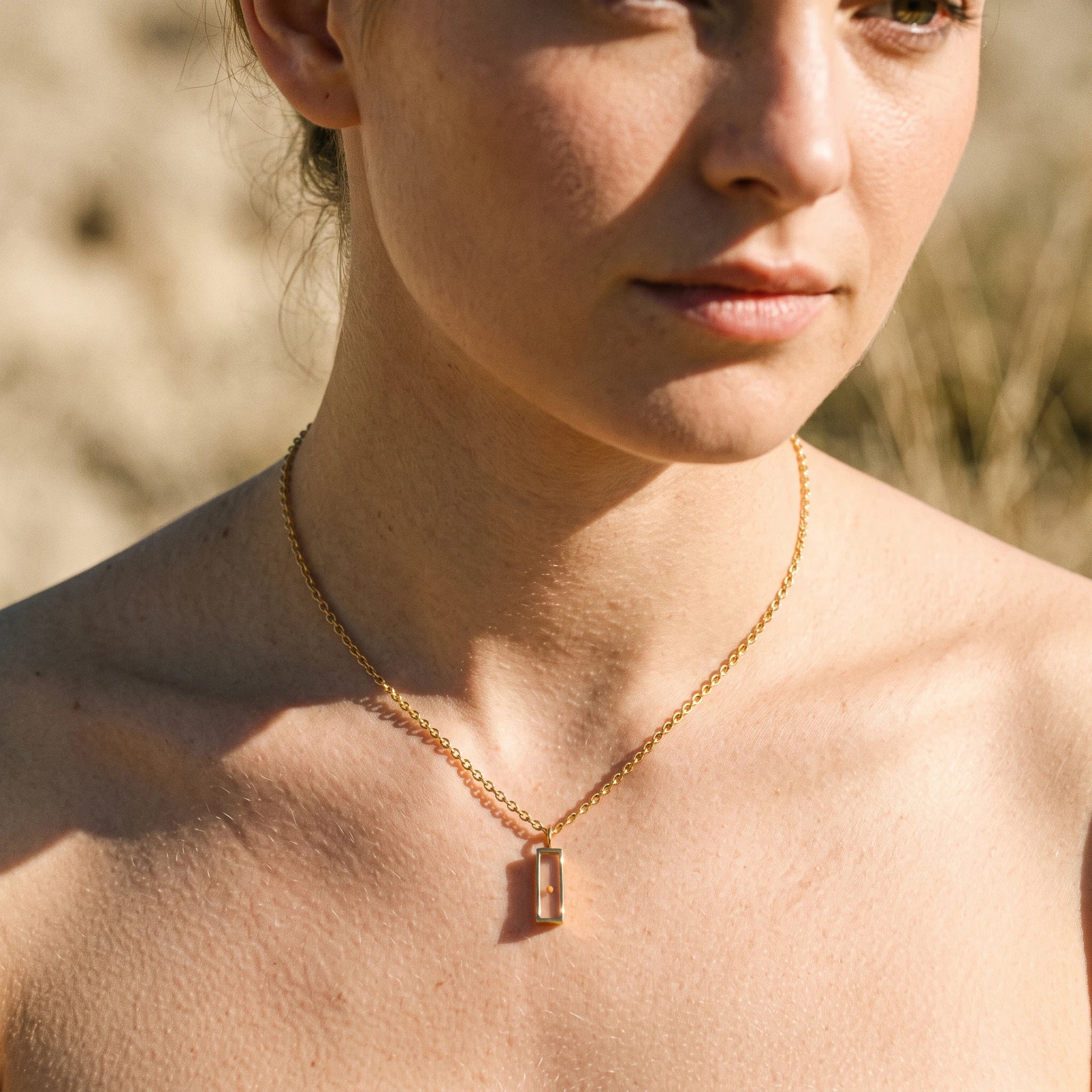 QIAOREN 13420 Stainless Steel Bar Pendant Necklace Minimalist Dainty Geometric Necklace Fashion Jewelry for Women