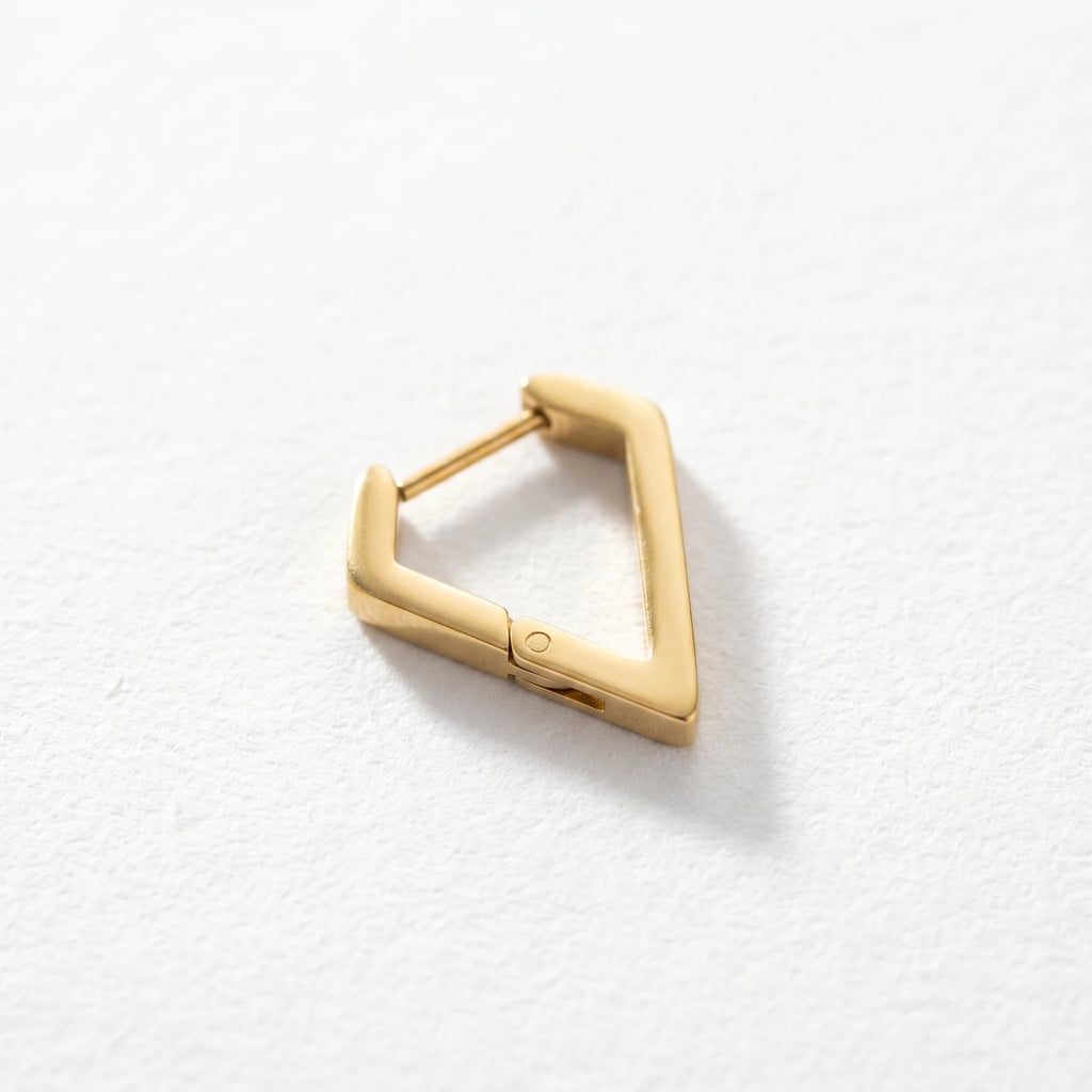QIAOREN 12581 Matte Inverted Triangle Huggie Hoop Earrings PVD 18K Gold Stainless Steel Hypoallergenic Geometric Ear Buckle