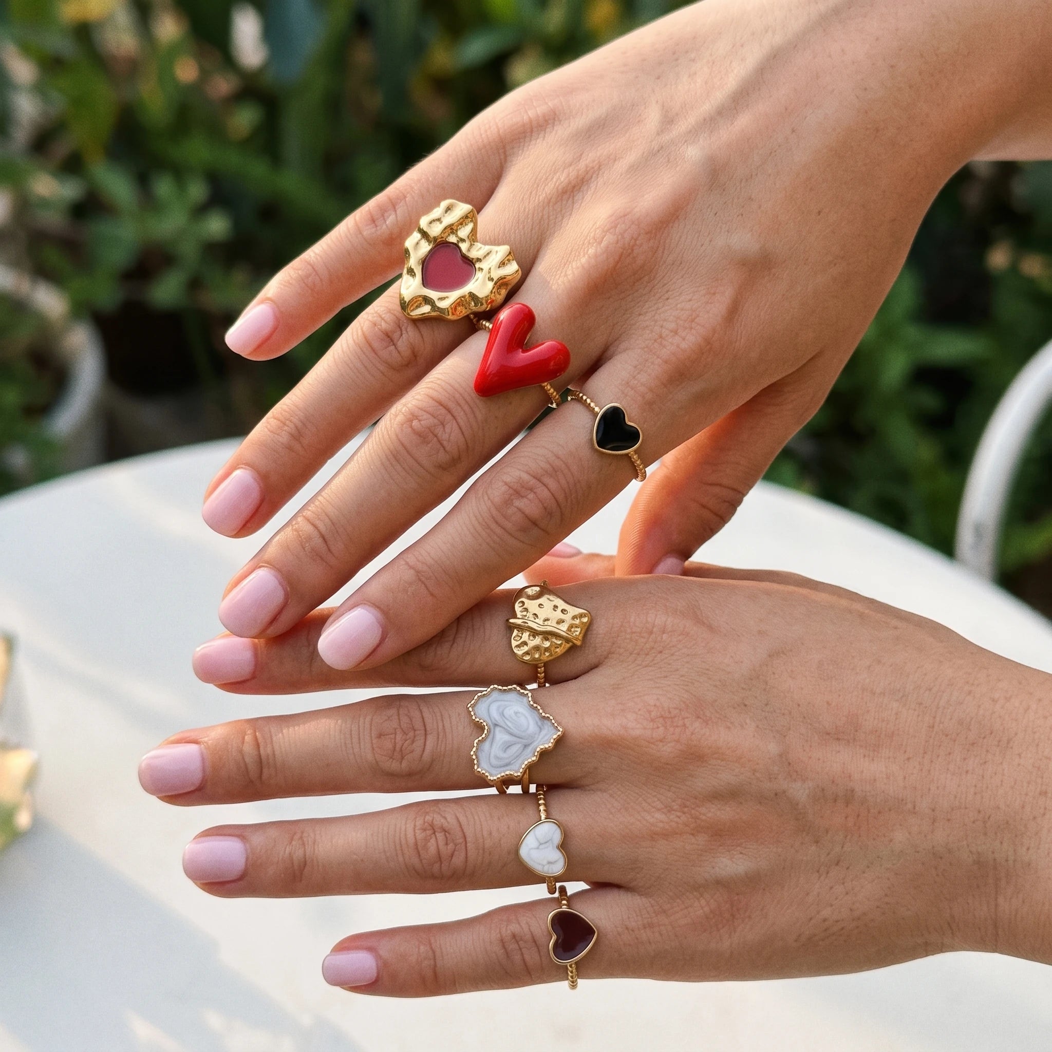 QIAOREN 14158-64 Multi-Color Enamel Heart Ring Set, Irregular Textured Love Shape Adjustable Ring Jewelry Gift for Daily Outfits