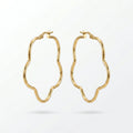 QIAOREN 12317 Waterproof Tarnish Free Squiggle Hoop Earrings Gold Stainless Steel Organic Sinuous Ripple Latchback Hoops US EU
