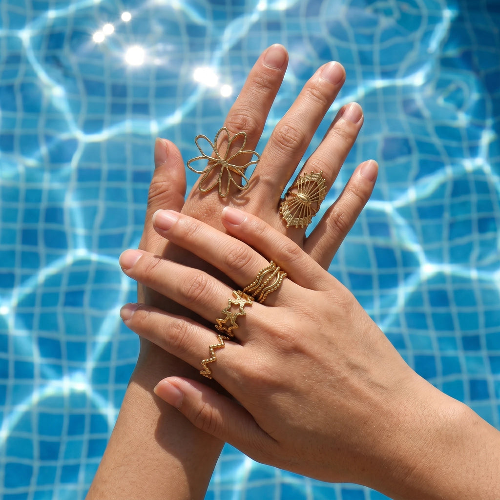 QIAOREN 13076-80 5Pcs 18K Gold Plated Stainless Steel Open Ring Set, Adjustable Stackable Flower & Heart Finger Rings