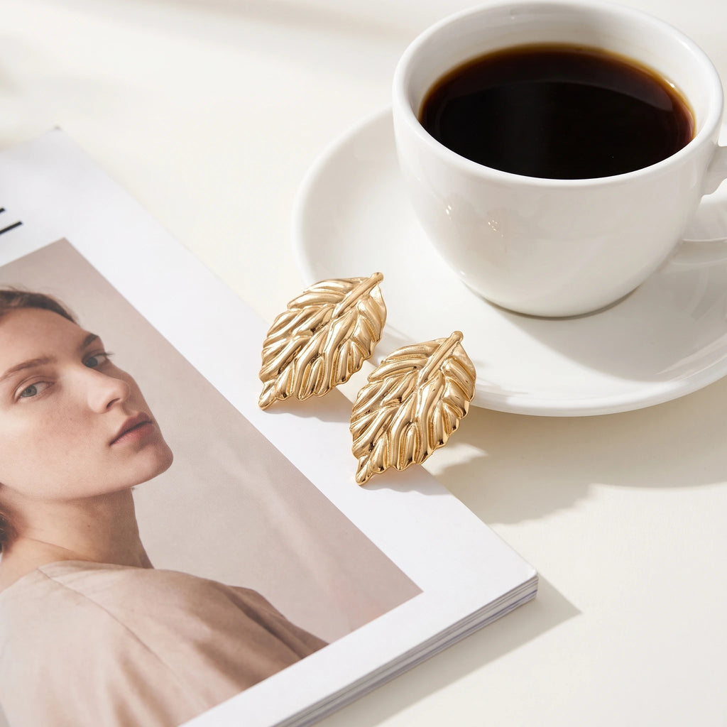 QIAOREN 14556 Stainless Steel Leaf Stud Earrings Gold Tone Nature Inspired Earrings Waterproof Hypoallergenic Jewelry