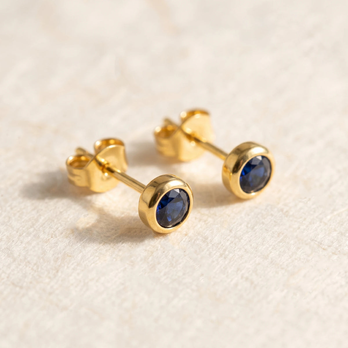 QIAOREN 12190-201 Multi-Color Birthstone Crystal Tiny Studs Hypoallergenic Daily Wear Jewelry Gift for Women