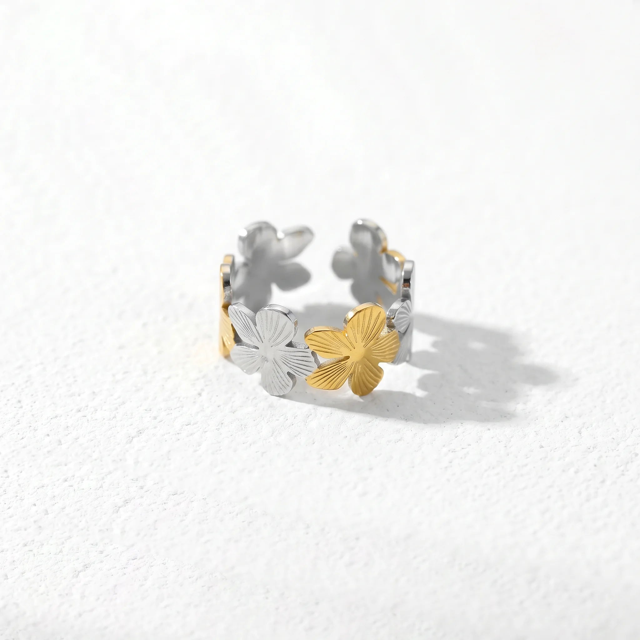 QIAOREN 12929-32 18K Gold Plated 316L Stainless Steel Two Tone Snake Star Adjustable Rings Set Tarnish Free Waterproof Jewelry
