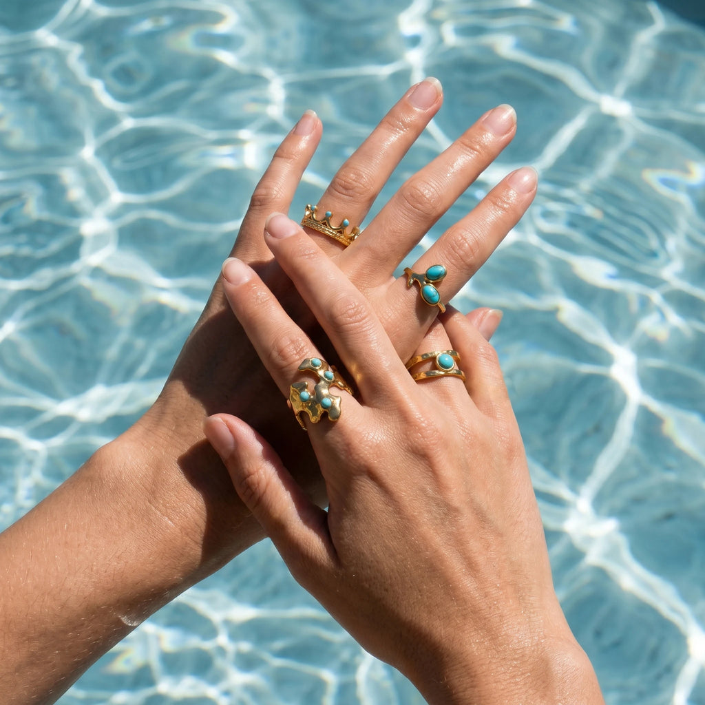 QIAOREN  5Pcs Gold Stainless Steel Turquoise Open Ring Set Irregular Hammered Crown Adjustable Boho Stackable Rings