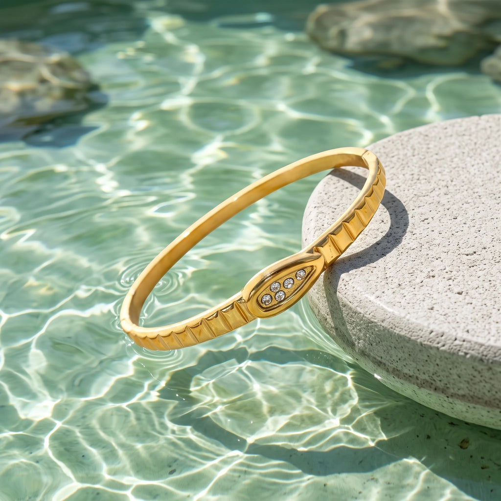 QIAOREN 14114 Stainless Steel Slim Bangle Bracelet Gold CZ Minimalist Waterproof Jewelry OEM ODM