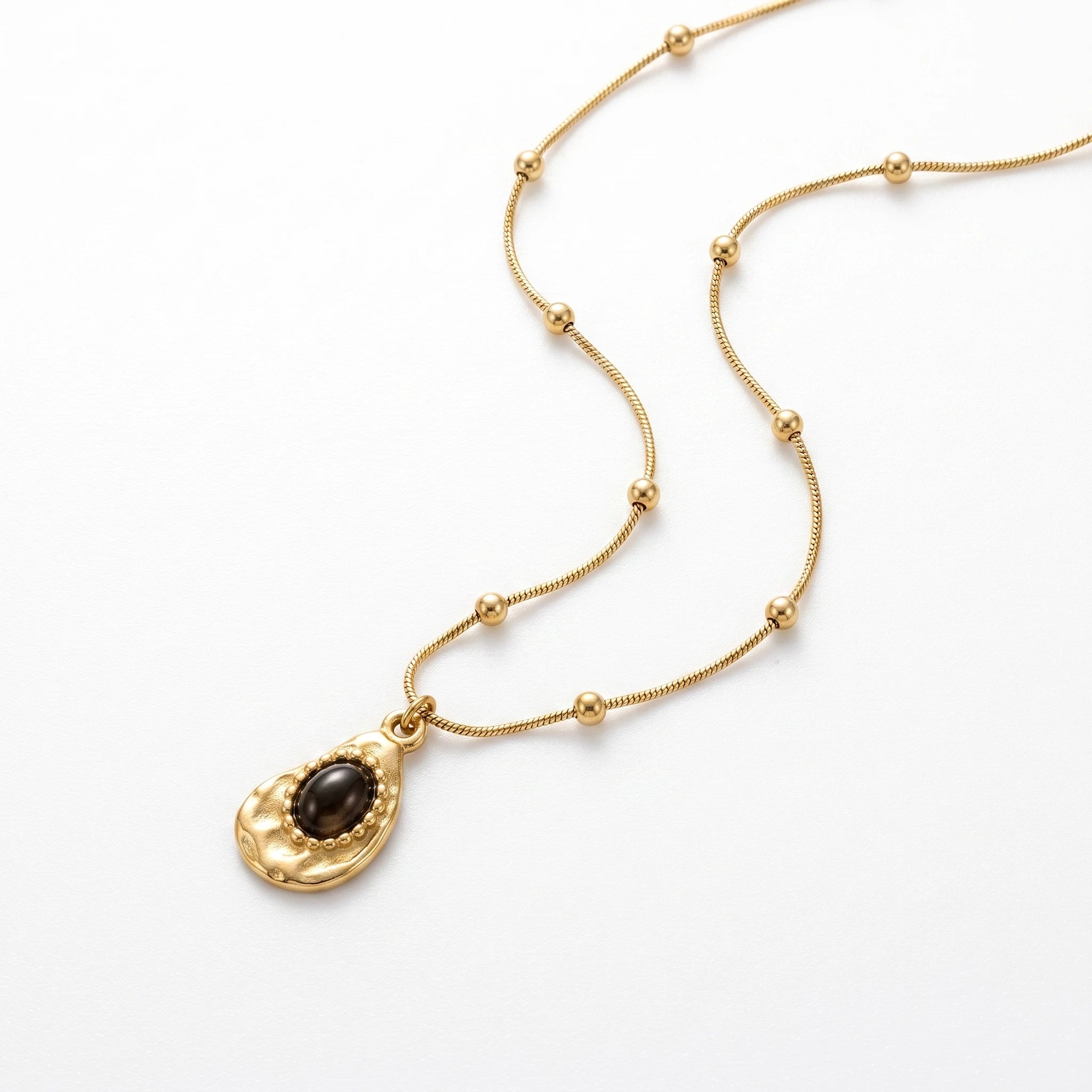 QIAOREN 13551 Stainless Steel Teardrop Pendant Necklace Gold Beaded Chain Black Stone Charm Vintage Jewelry for Women