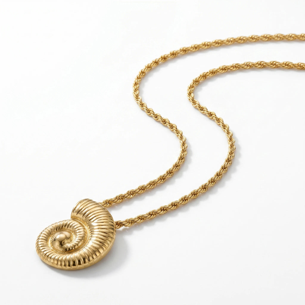 QIAOREN 11725 Retro Embossed Conch Pendant Necklace Gold Stainless Steel Twist Rope Chain Nautical Jewelry for Western Girls