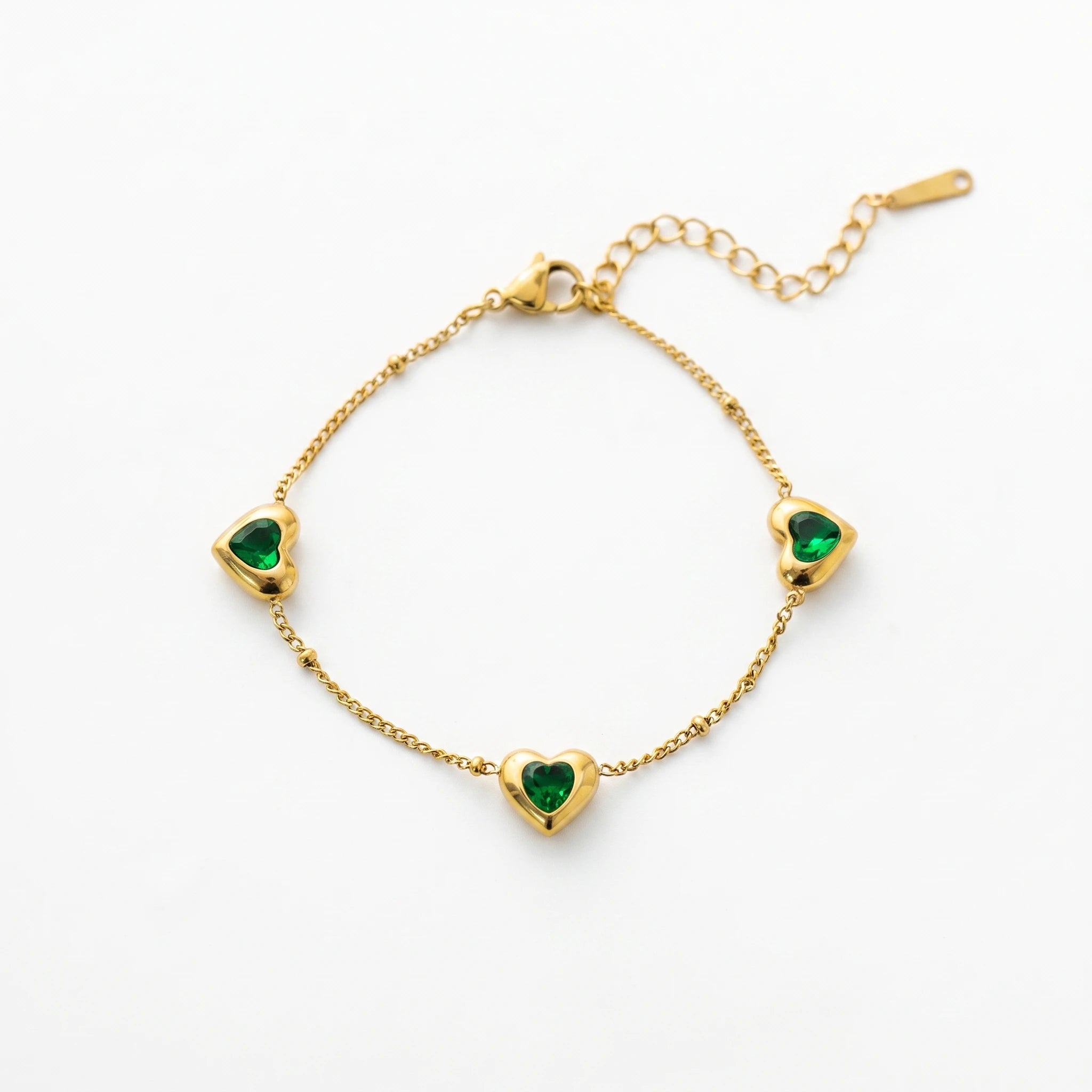 QIAOREN 13287 Gold Plated Stainless Steel Green Heart CZ Bracelet Dainty Chain Bracelet Minimalist Jewelry for Women