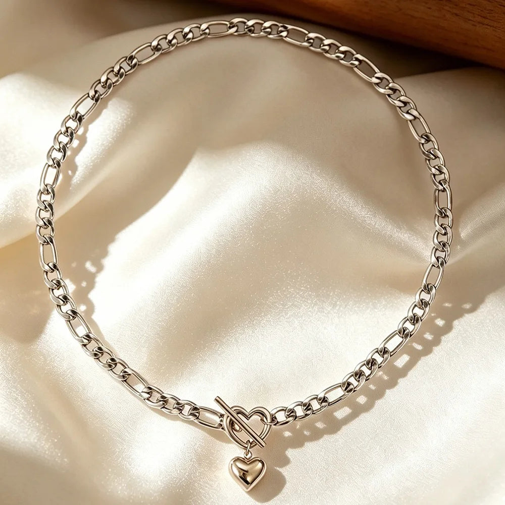 QIAOREN 20261 Figaro Chain Necklace with Heart OT Toggle Clasp, Stainless Steel Hypoallergenic Stackable Fashion Jewelry Gift