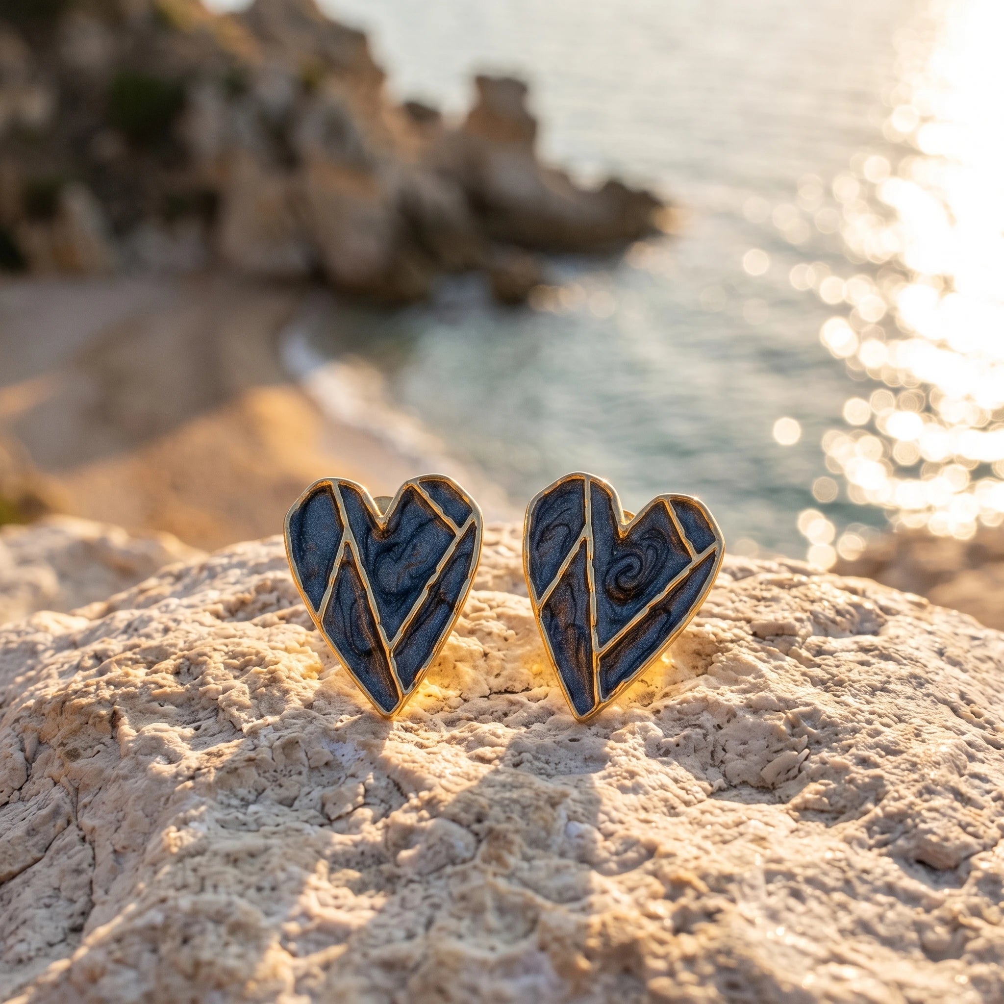 QIAOREN 14085-14087 Stainless Steel Heart Stud Earrings Gold Waterproof Hypoallergenic Statement Jewelry