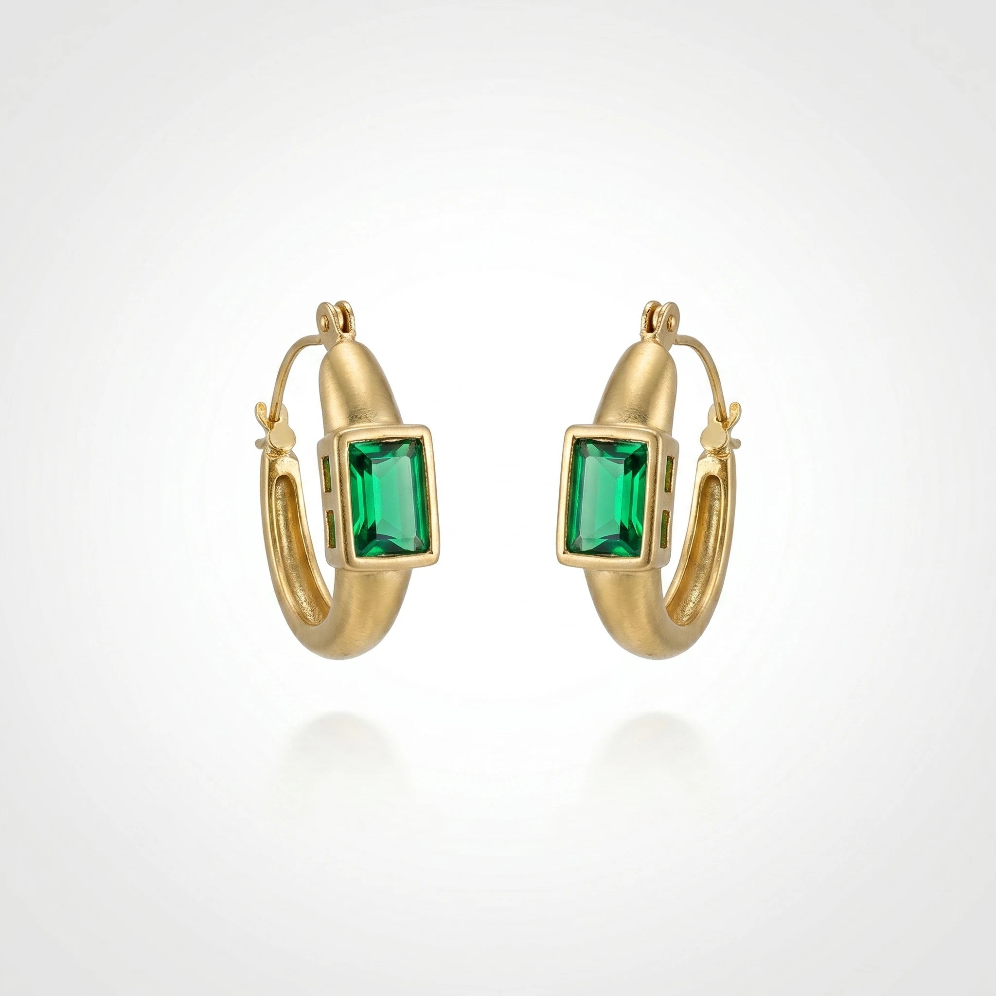 QIAOREN 12432  Emerald Green Hoop Earrings Gold Stainless Steel Bezel Set Rectangular CZ Huggie Hoops US EU
