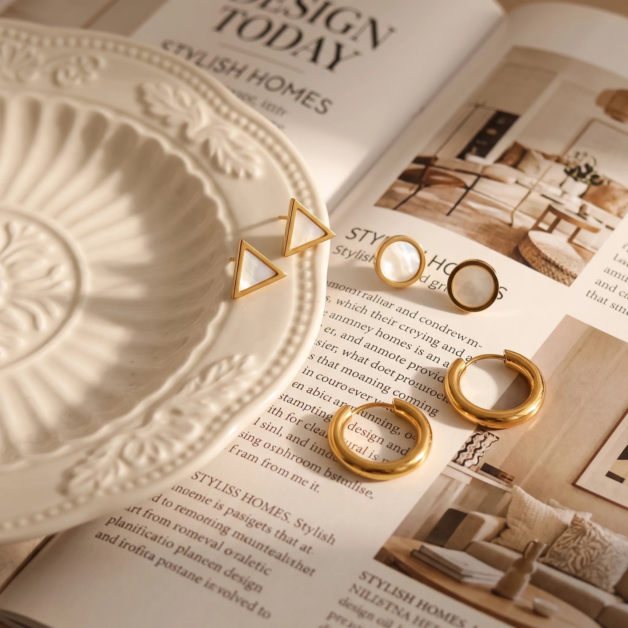 QIAOREN 14470 3 Pair Gold Stainless Steel Earrings Set, Triangle Shell Studs, Round Shell Inlay Studs & Thick Smooth Stud