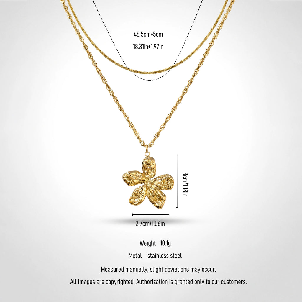 QIAOREN 11696 Minimalist Hammered Flower Pendant Necklace 18K Stainless Steel Double Layered Twist Chain