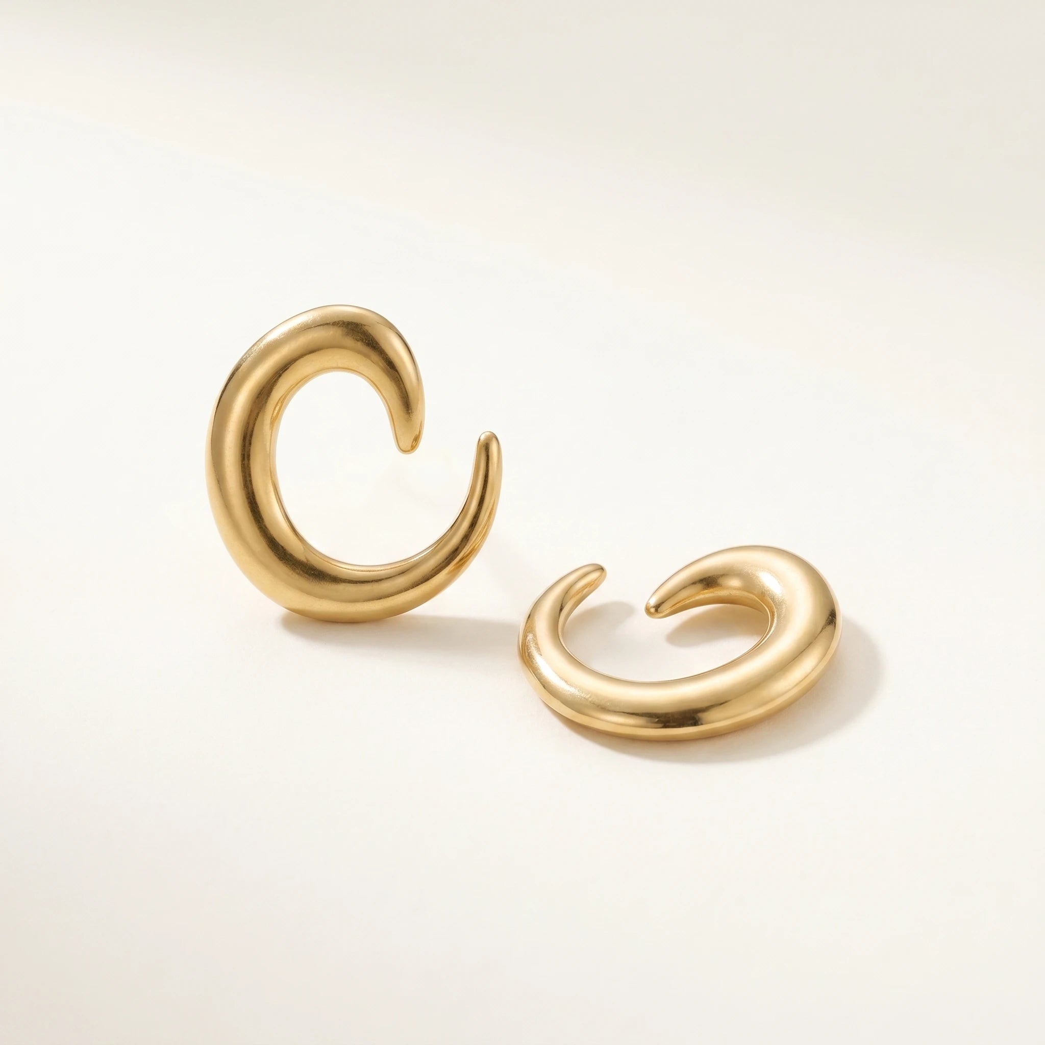 QIAOREN 10845 Tarnish Resistant 18K Gold Plated Chunky C-Shaped Earrings, Minimalist Stainless Steel Open Hoops