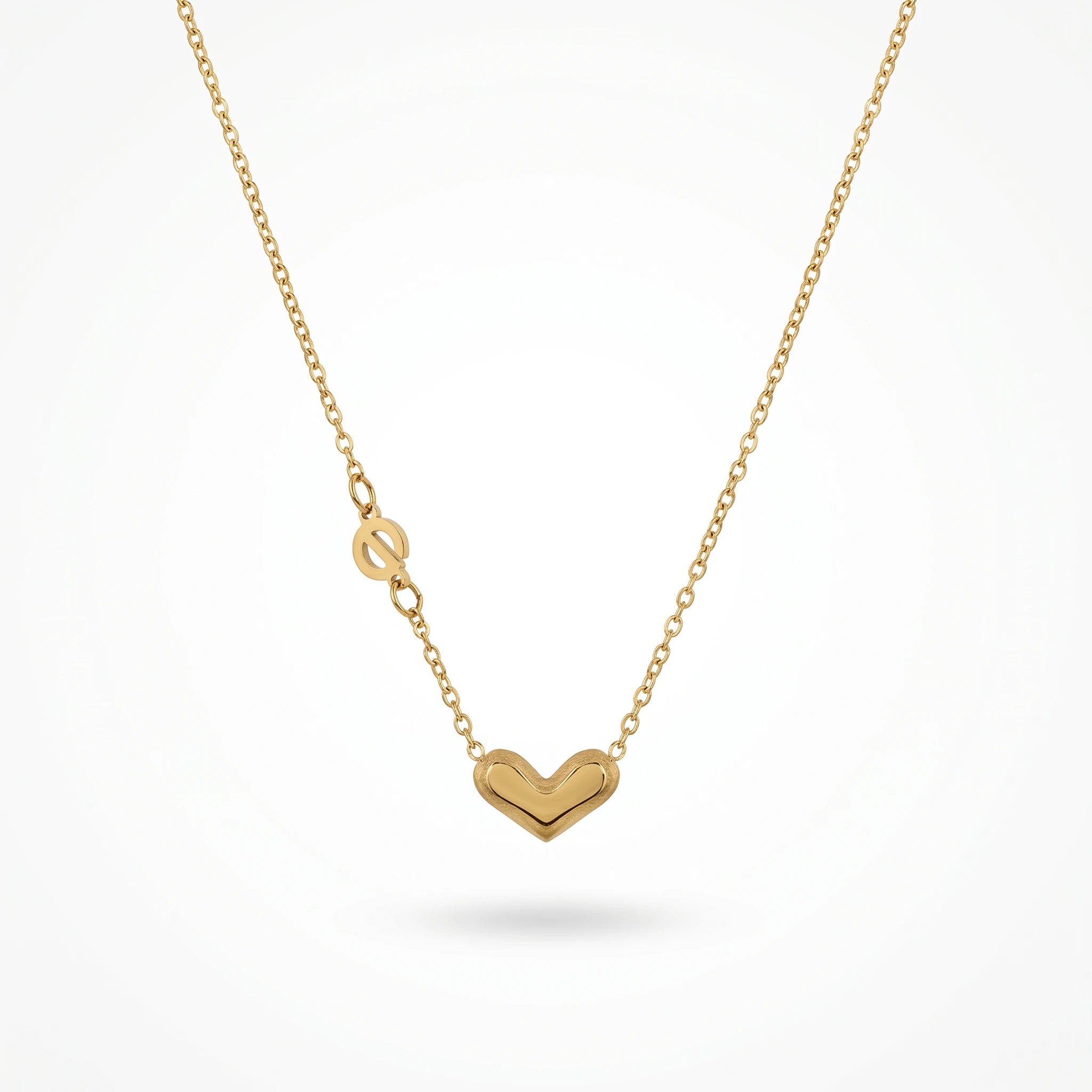 QIAOREN 13940 Hin Oval Link Chain Letter Initial Heart Pendant Necklace, Polished Gold Custom Alphabet Love Collar Jewelry