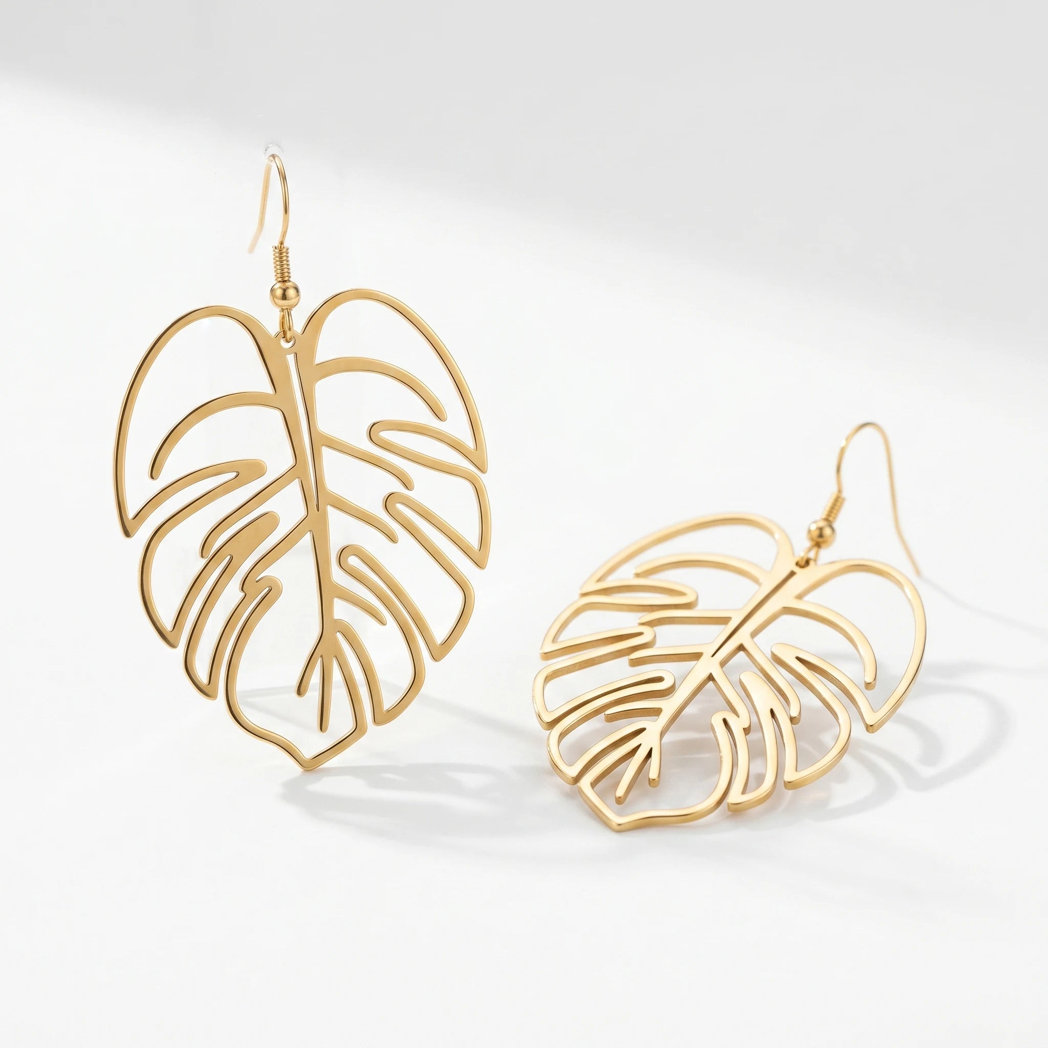 QIAOREN 10843 Trendy Tarnish Resistant Stainless Steel Tropical Leaf and Hoop Earrings 18K Gold Plated