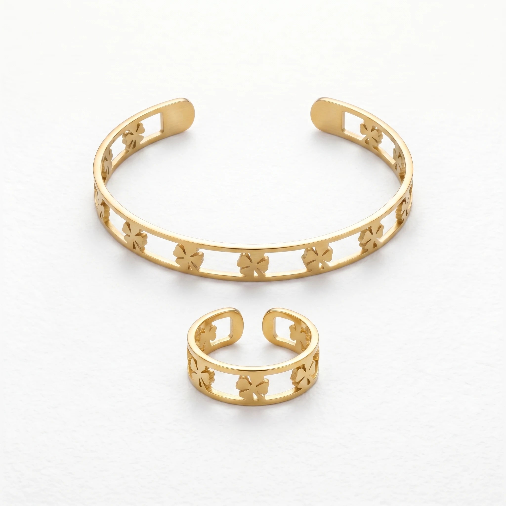 QIAOREN 10915 18K Gold Plated Clover Cuff Bracelet & Ring Set Trendy Stainless Steel Hypoallergenic Waterproof Jewelry for Women