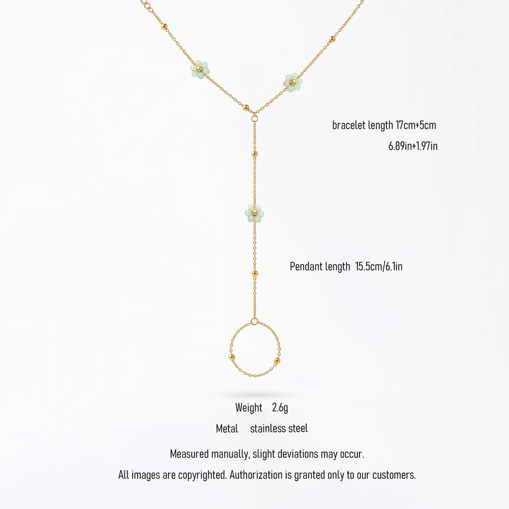 QIAOREN 10762 Waterproof Stainless Steel Daisy Slave Bracelet Gold Plated Hand Chain Ring for Women Vacation Wear