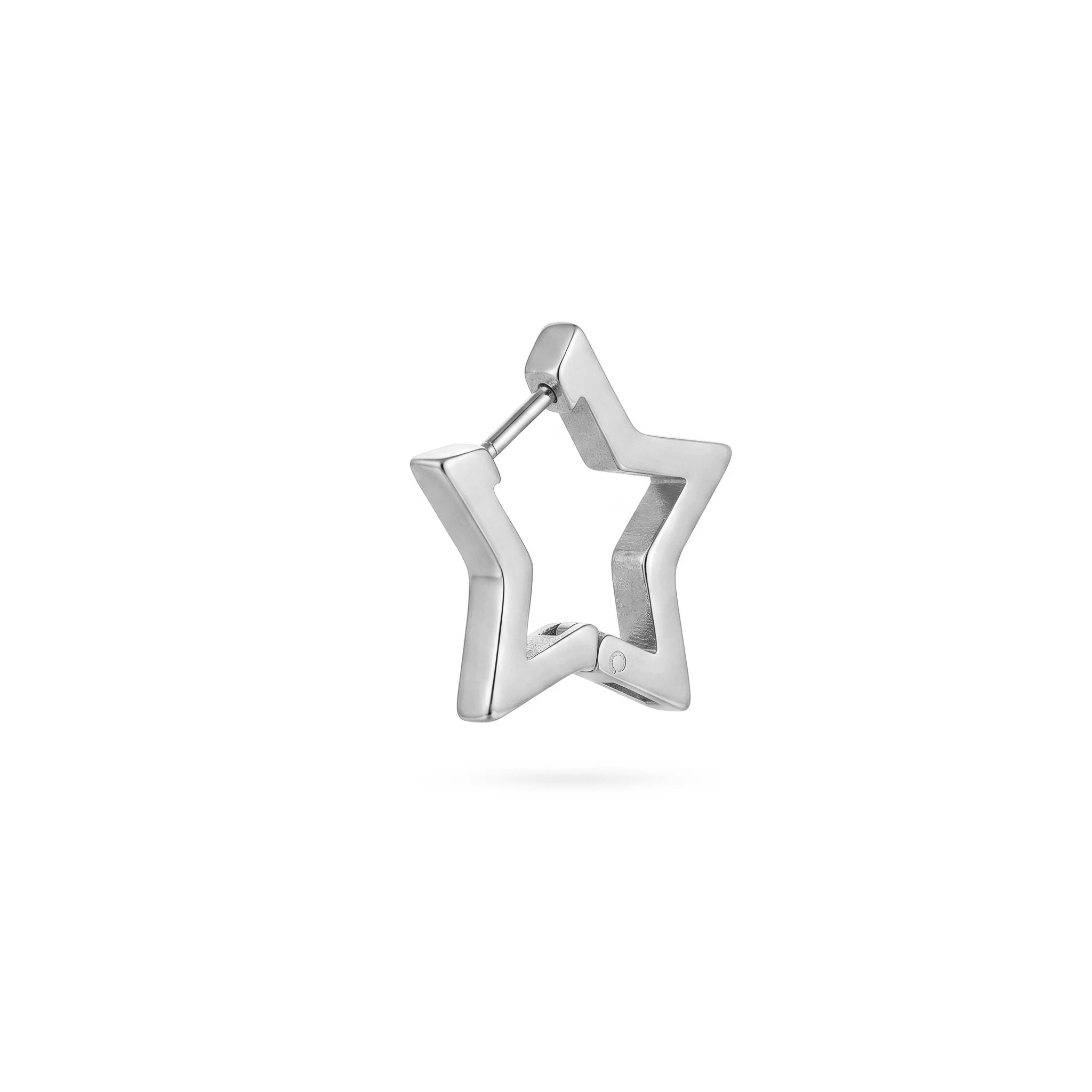 QIAOREN 12613 Glossy Hollow Star Huggie Hoop Earrings PVD 18K Gold Stainless Steel Five Point Star Geometric Ear Buckle