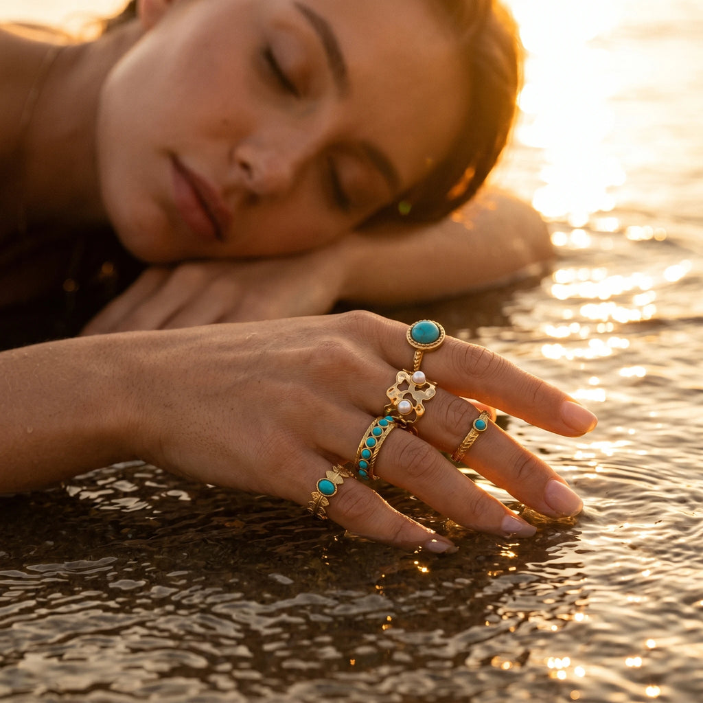 QIAOREN 5Pcs Gold Stainless Steel Turquoise Open Ring Set Irregular Hammered Crown Adjustable Boho Stackable Rings