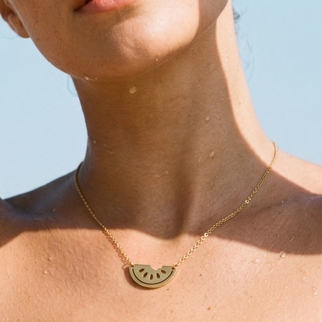 QIAOREN 11981 Anti-rust Stainless Steel Minimal Watermelon Slice Pendant Necklace Hollow Fruit Cutout Charm Casual Accessory