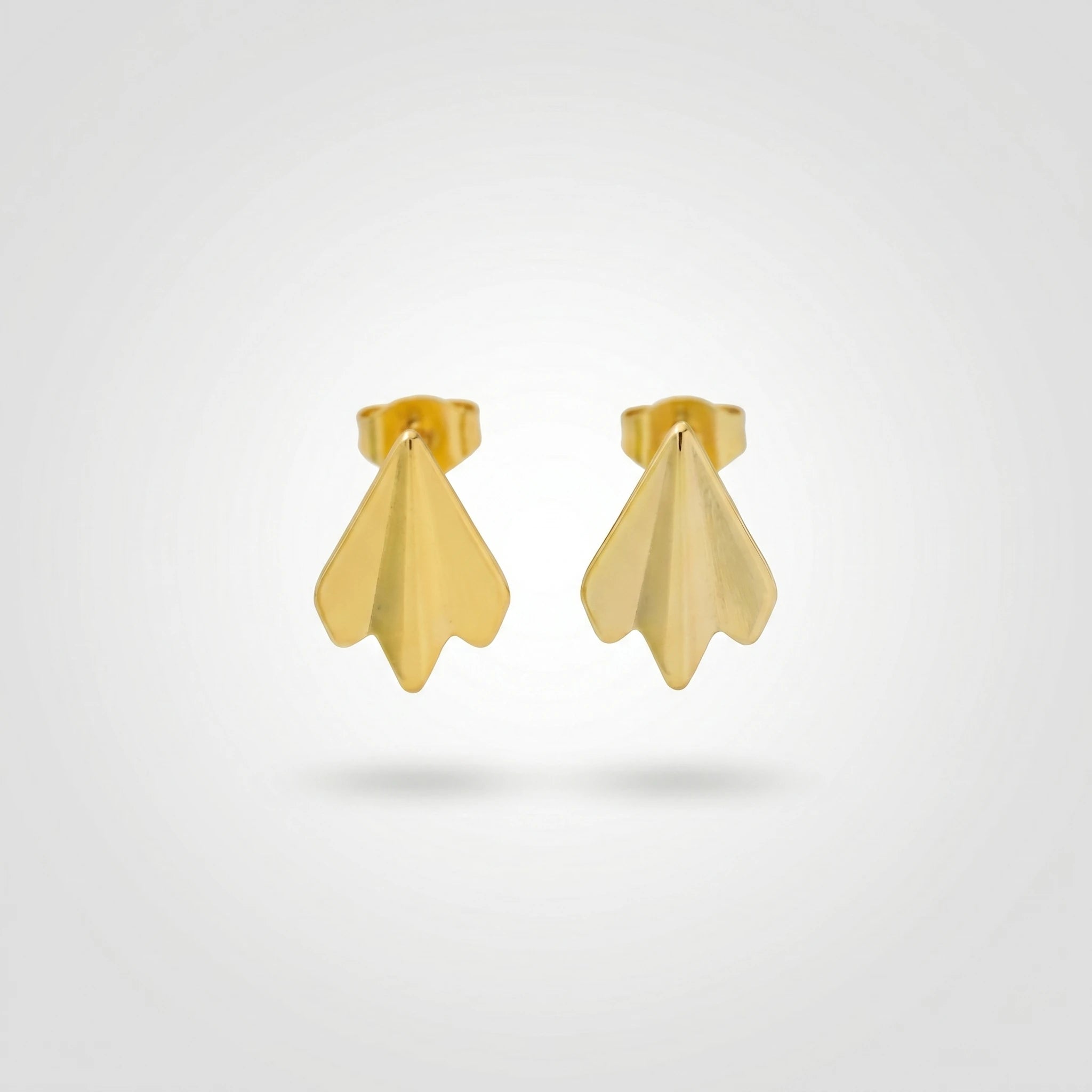 QIAOREN 13223 Gold Plated Ginkgo Leaf Stud Earrings for Women Stainless Steel Minimalist Nature Fashion Jewelry