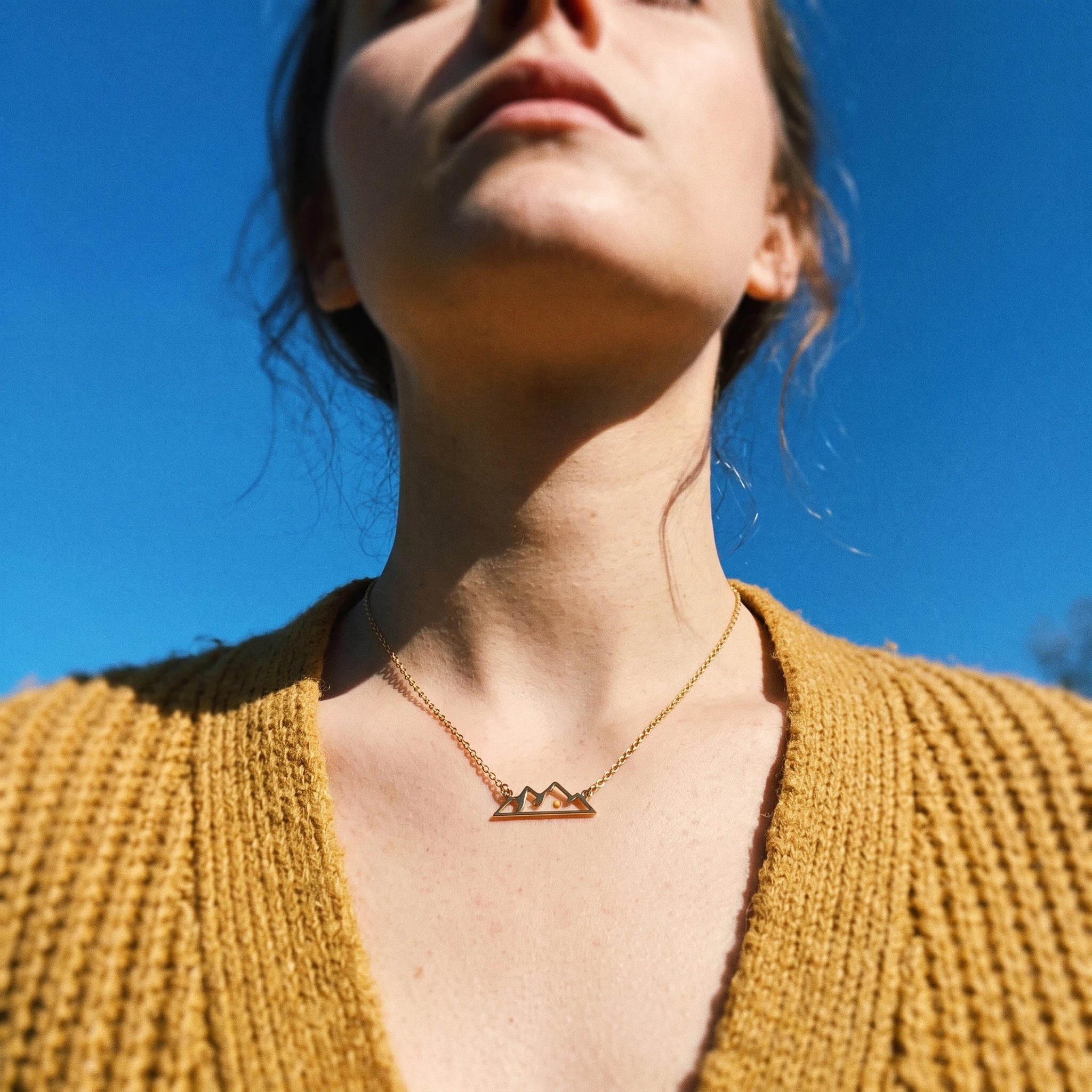 QIAOREN 13418 Stainless Steel Mountain Pendant Necklace Minimalist Nature Inspired Adventure Jewelry for Women