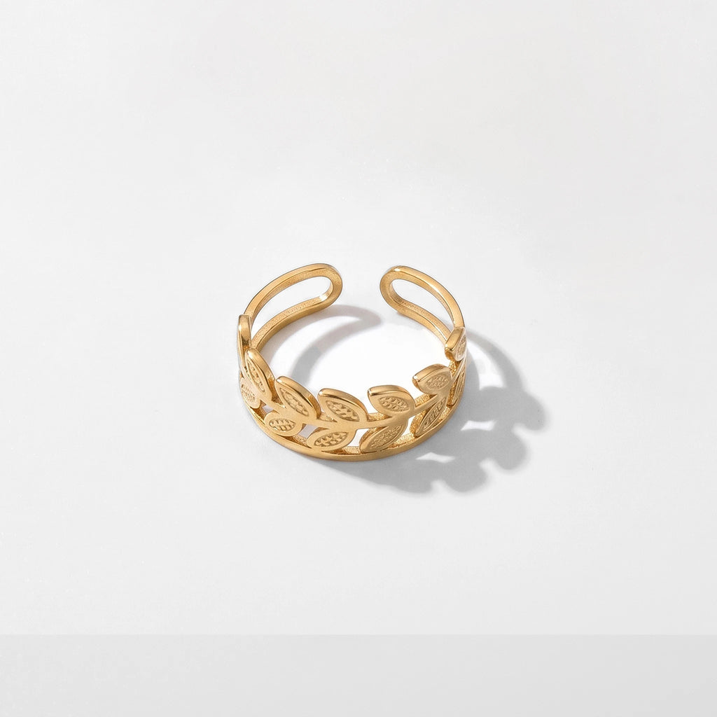 QIAOREN 5Pcs Boho Leaf Flower Gold Stainless Steel Rings Set Tarnish Free Adjustable Stackable Open Cuff Rings for Women