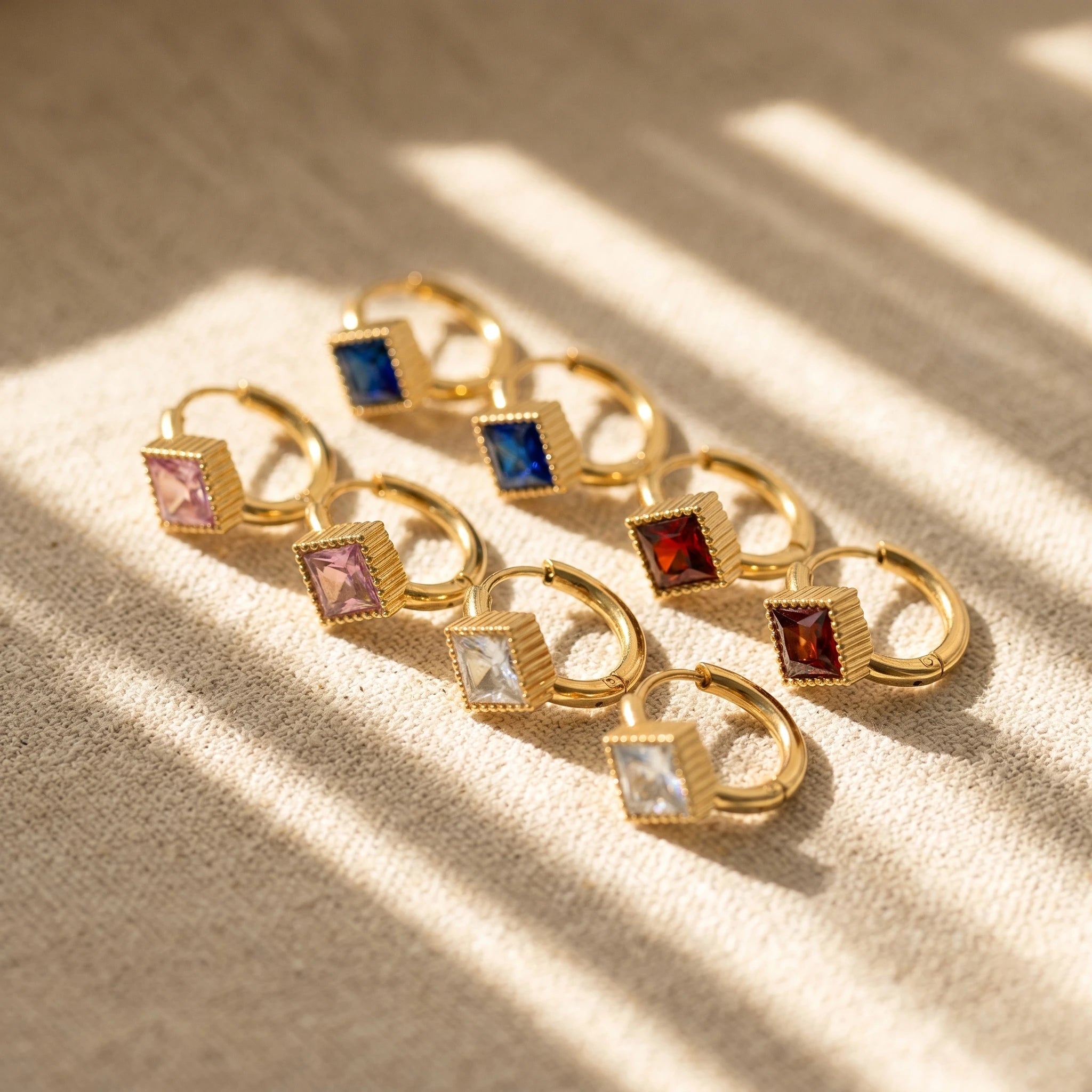 QIAOREN 12121-24 18K Gold Plated Stainless Steel Huggie Hoop Earrings Princess Cut Square CZ Inlaid Textured Bezel Ear Buckle