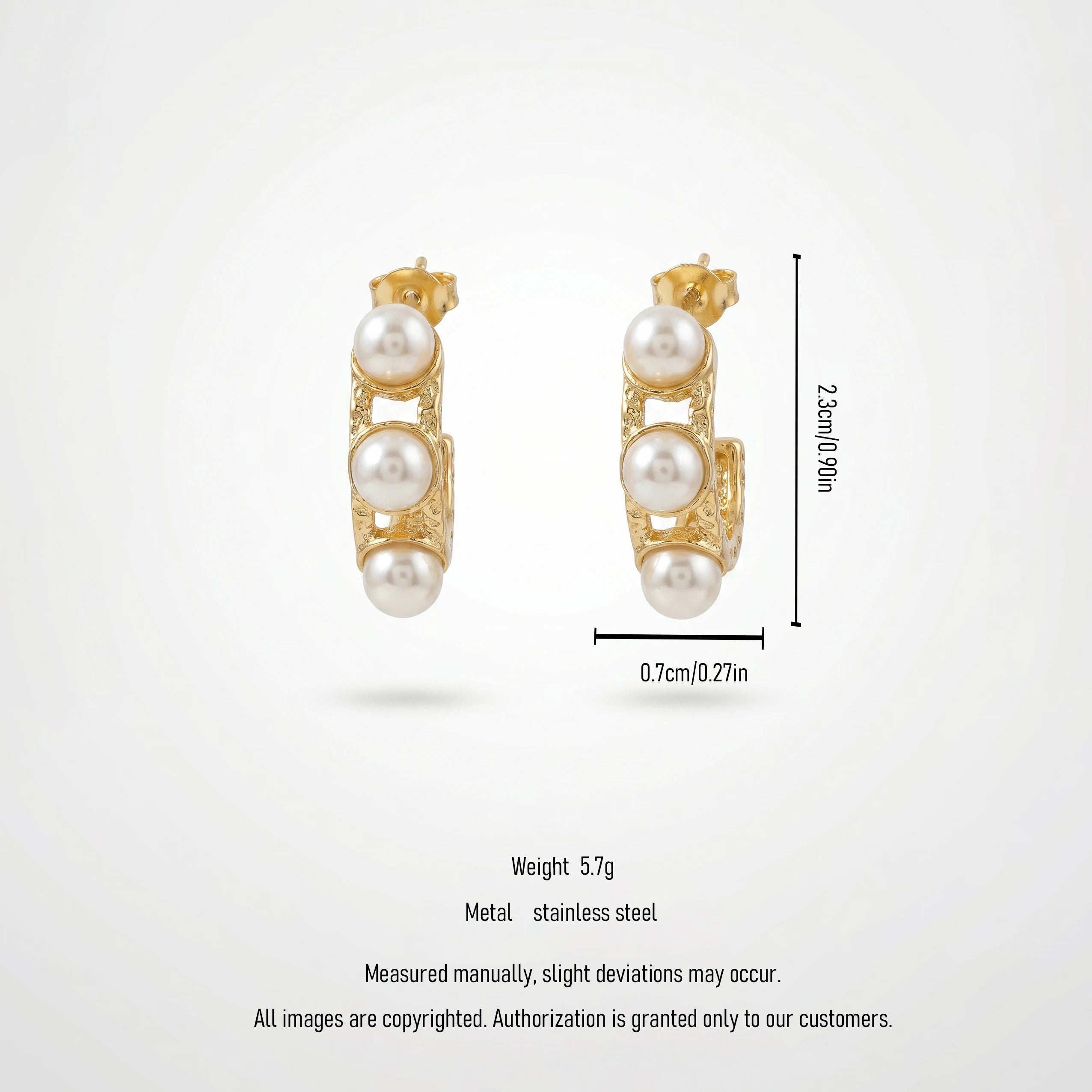 QIAOREN 12397 Trendy Hammered Pearl Hoop Earrings Gold Stainless Steel Triple Pearl Wide C Hoops Textured Studs Women US EU