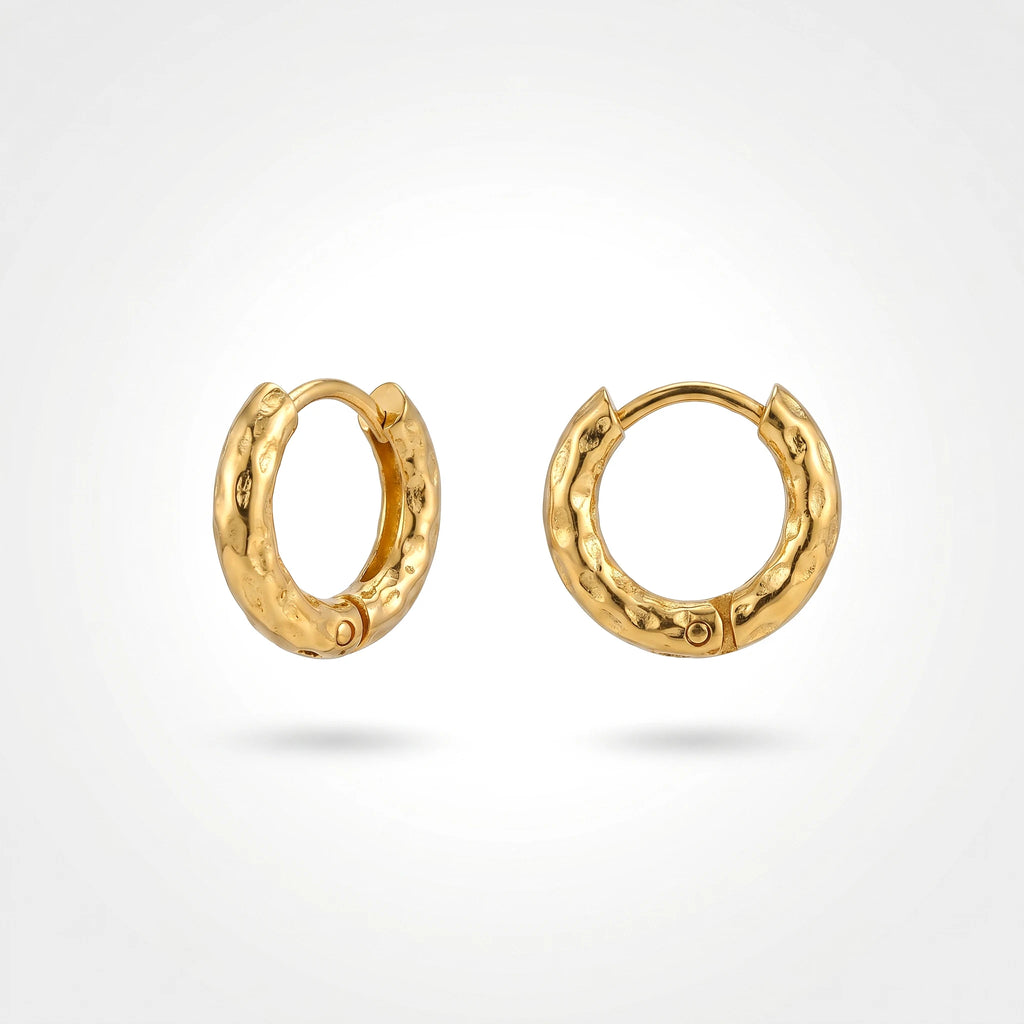 QIAOREN 12504  Elegant Quiet Luxury Molten Gold Huggie Earrings Stainless Steel Small Textured Statement Hoops EU