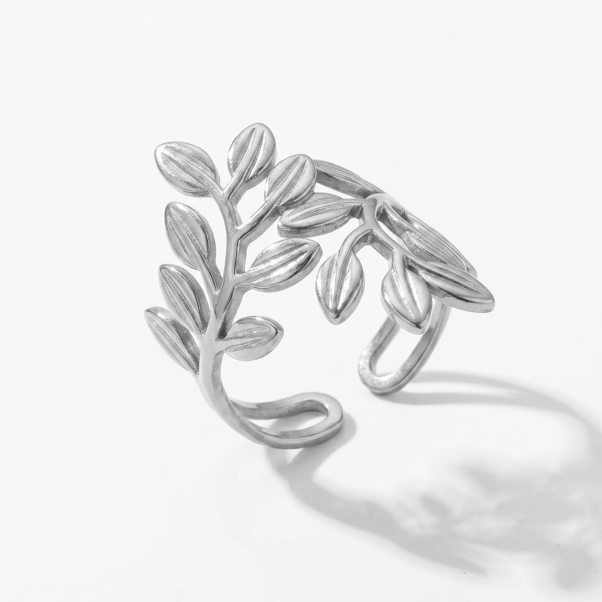 QIAOREN 5Pcs Boho Leaf Flower Gold Stainless Steel Rings Set Tarnish Free Adjustable Stackable Open Cuff Rings for Women