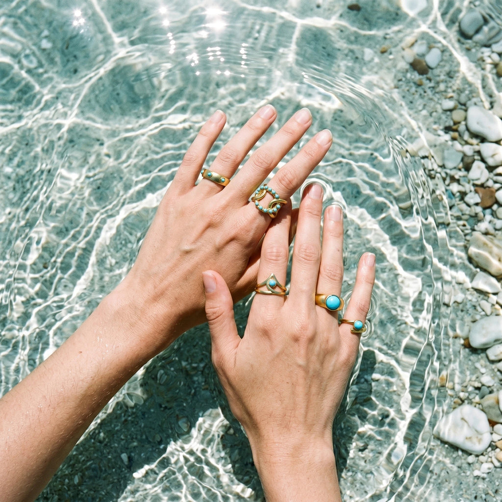 QIAOREN 5Pcs Gold Stainless Steel Turquoise Open Ring Set Irregular Hammered Crown Adjustable Boho Stackable Rings