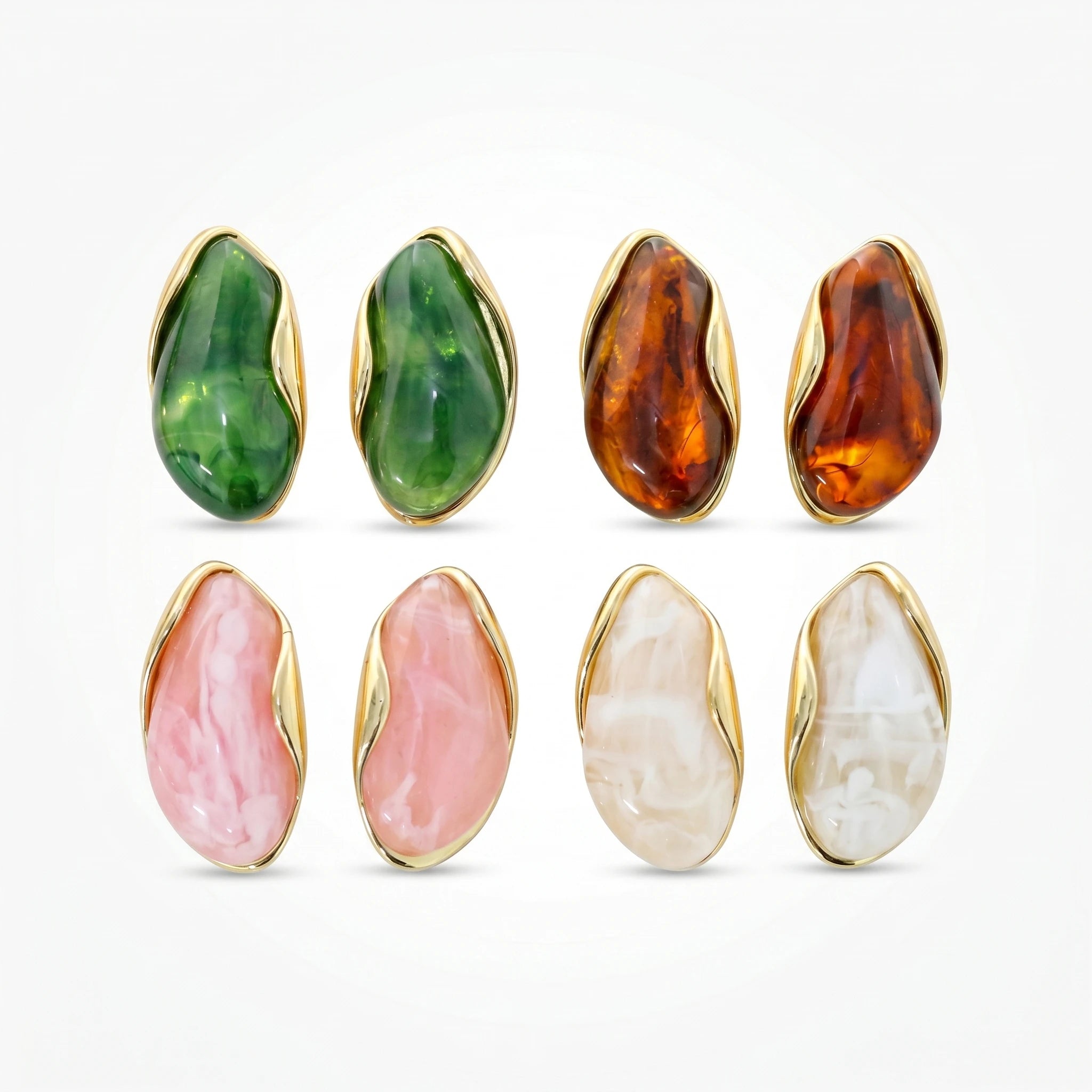QIAOREN 11301 Vintage French Style Marbled Resin Stud Earrings 18K Gold Plated Stainless Steel Casual Wear Jewelry
