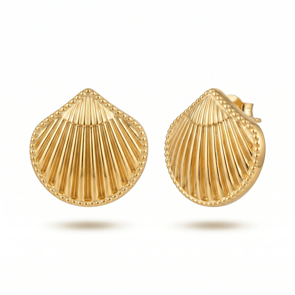 QIAOREN 14059 Polished Gold Scallop Shell Stud Earrings, Vertical Fluted Seashell With Beaded Border Ear Stud Jewelry Gift