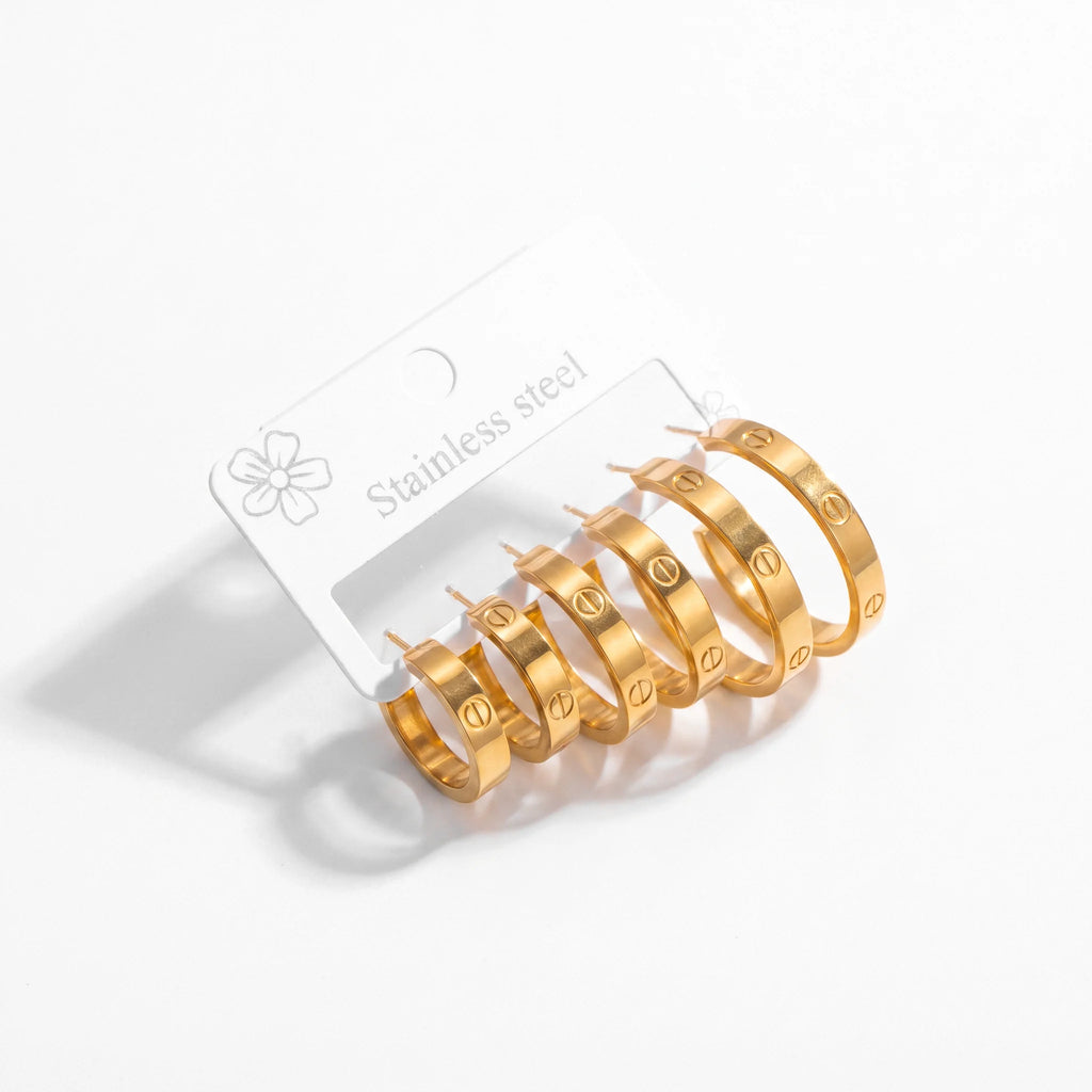 QIAOREN 14595 Gold Stainless Steel Hoop Earrings Multi Line Huggie Earrings Waterproof Hypoallergenic Fashion Jewelry for Women