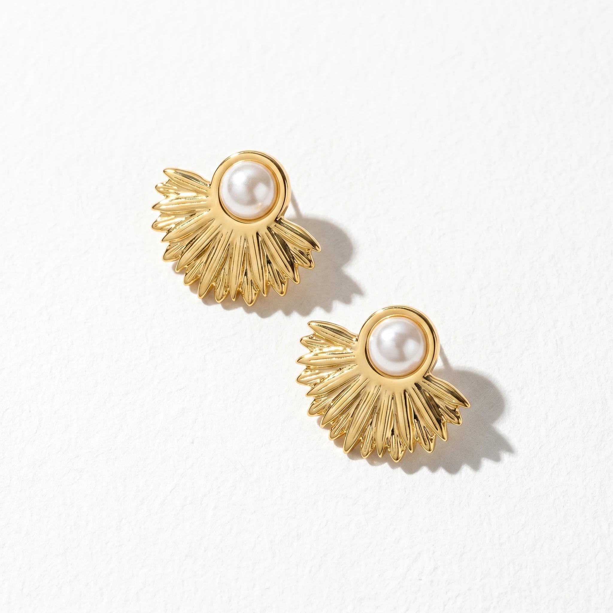 QIAOREN 12238 Art Deco Pearl Sunburst Stud Earrings Stainless Steel Gold Radiating Fan Celestial Earrings for Women US EU Hot