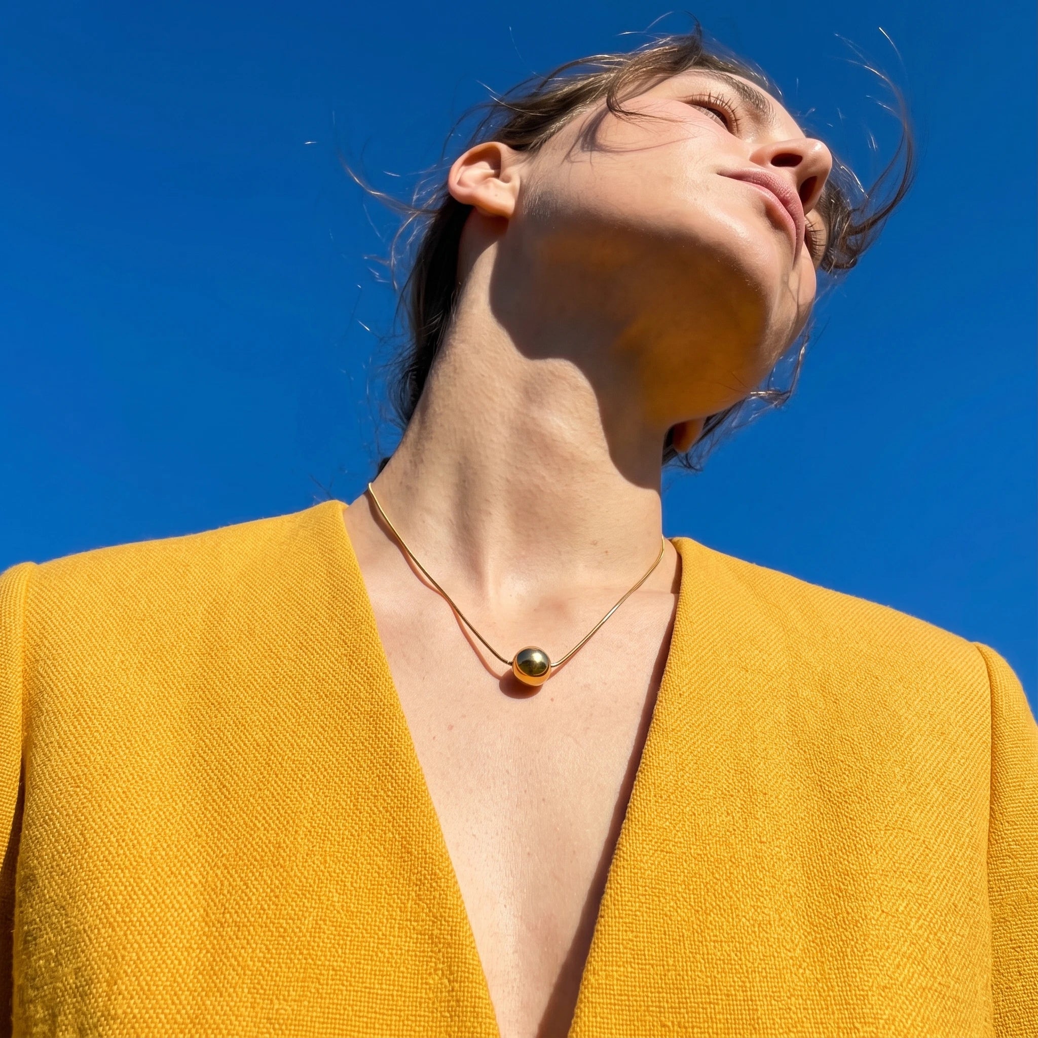 QIAOREN 13502 Minimalist Single Smooth Round Ball Pendant Necklace with Thin Snake Chain, Dainty Gold Slide Bead Necklace