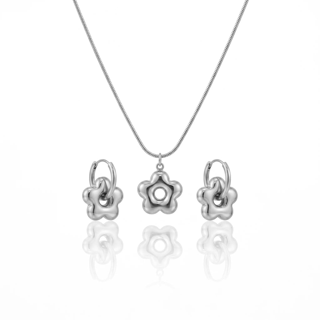 QIAOREN 12866 18K Gold Plated Puffy Flower Necklace Earrings Set, Waterproof Tarnish Free Stainless Steel Jewelry for Women